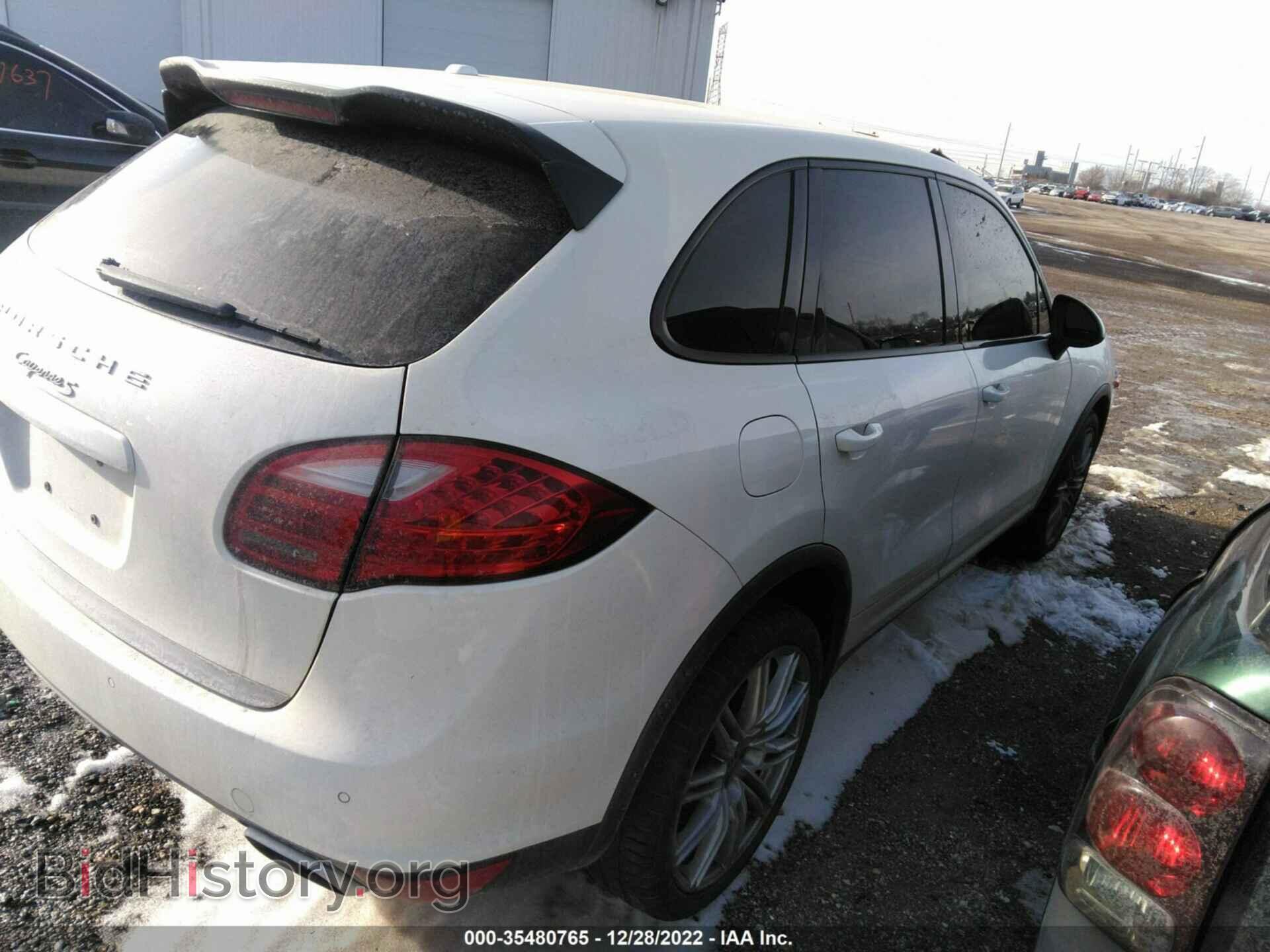 2011 PORSCHE CAYENNE - VIN: WP1AB2A27BLA48895 - Photo 4