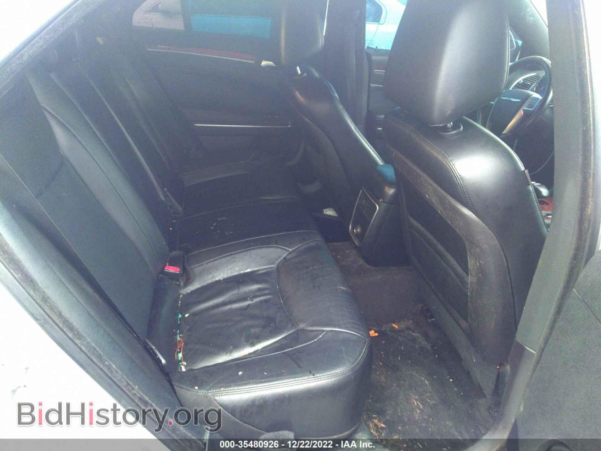 2012 CHRYSLER 300 - VIN: 2C3CCACG4CH223049 - Photo 8