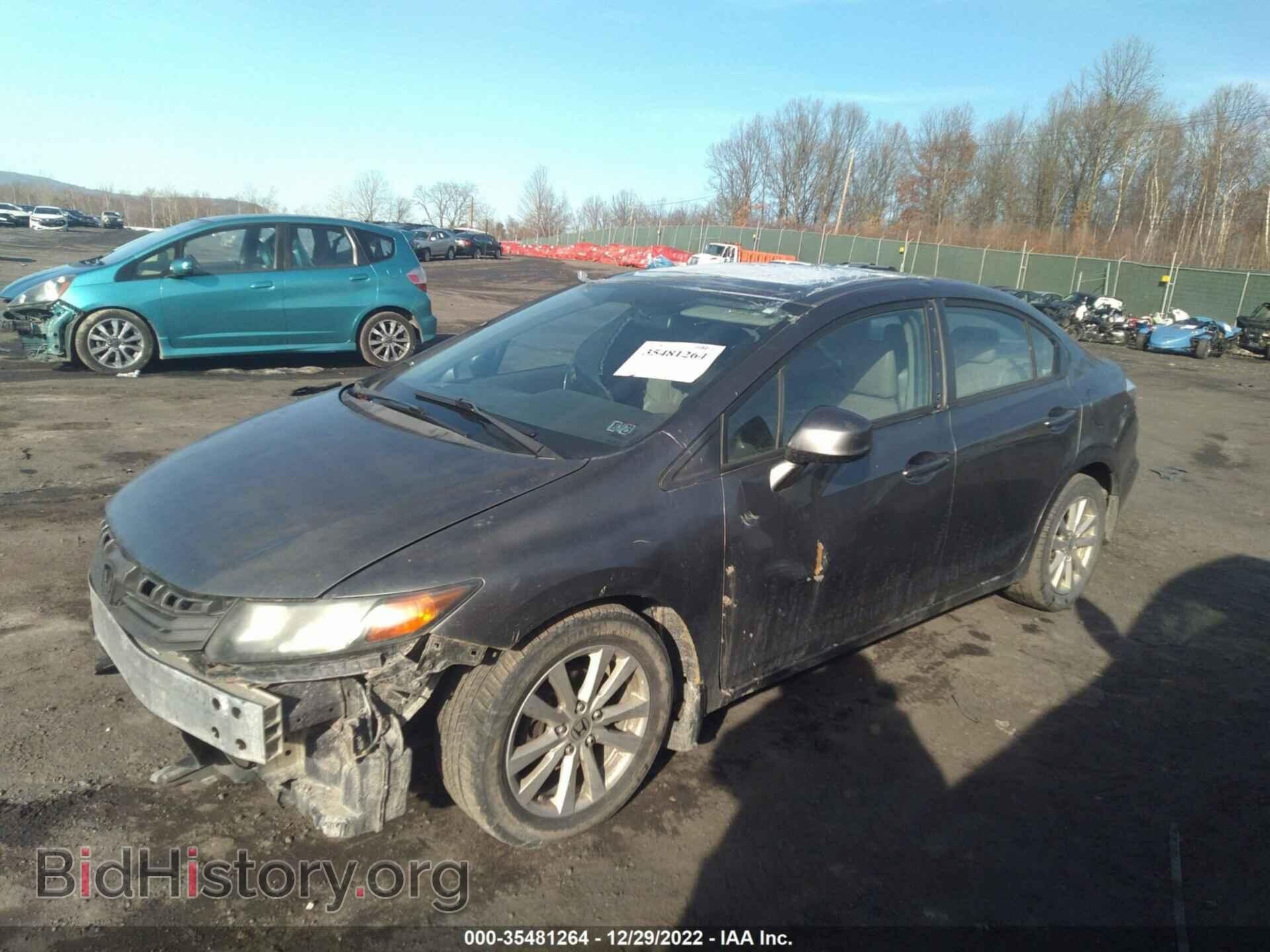 2012 HONDA CIVIC SDN - VIN: 2HGFB2F97CH520056 - Фото 2