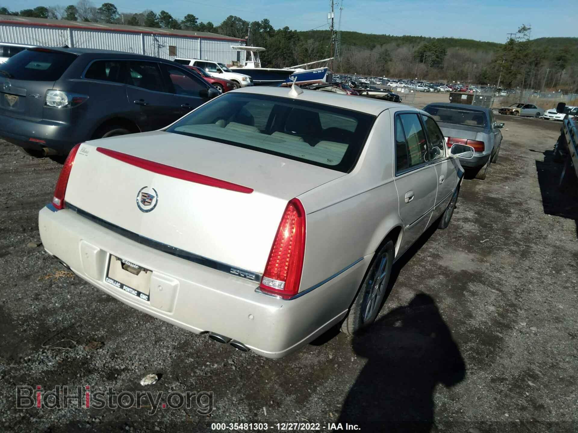 2010 CADILLAC DTS - VIN: 1G6KD5EY2AU109436 - Фото 4