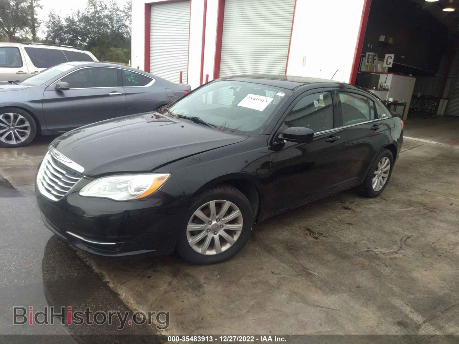 2014 CHRYSLER 200 - VIN: 1C3CCBBB1EN112027 - Фото 2