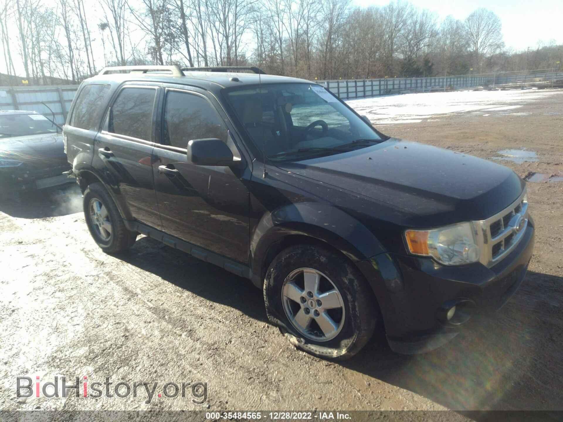 Фотография 1FMCU0D71BKA41992 - FORD ESCAPE 2011