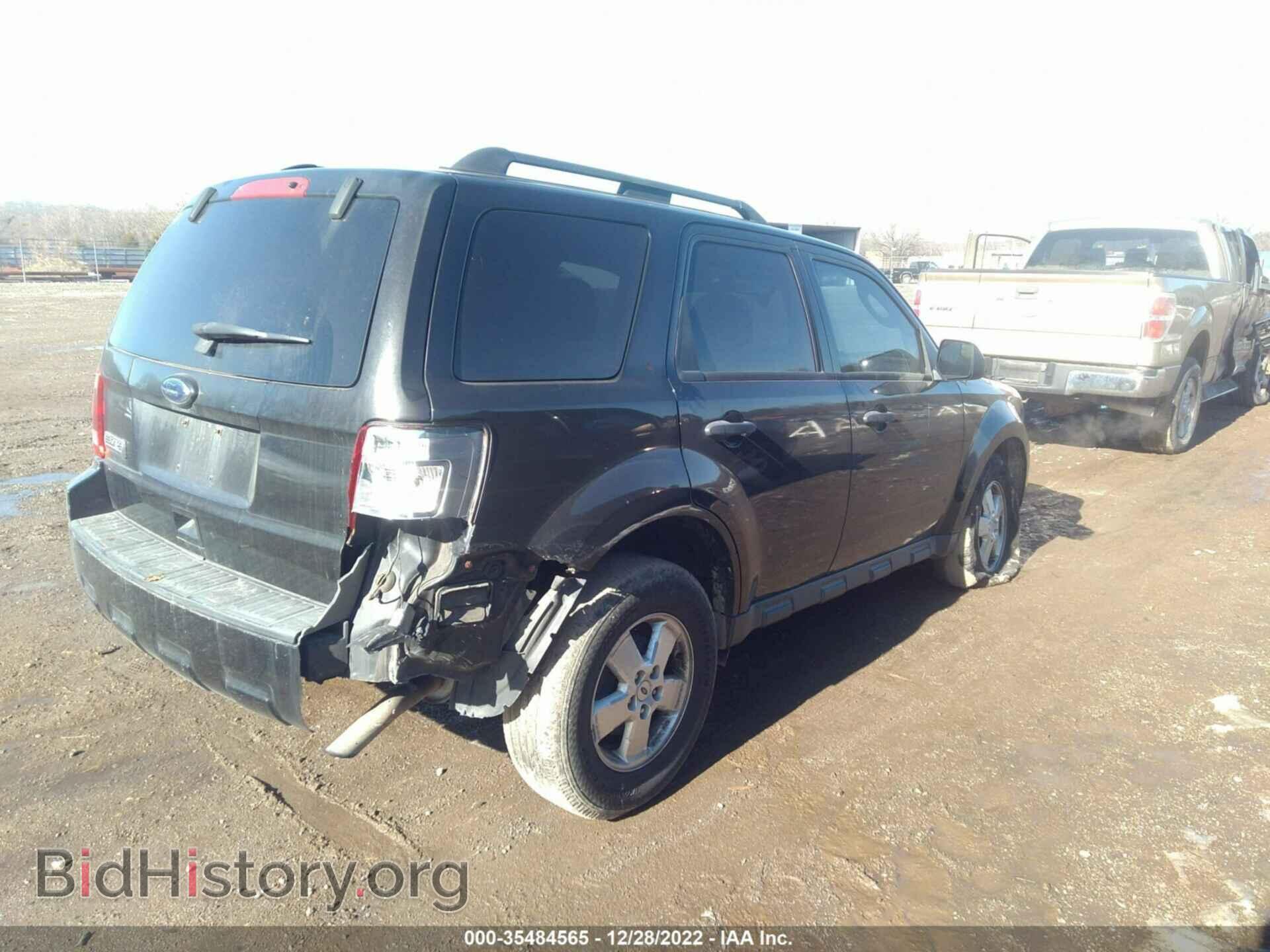 2011 FORD ESCAPE - VIN: 1FMCU0D71BKA41992 - Фото 4