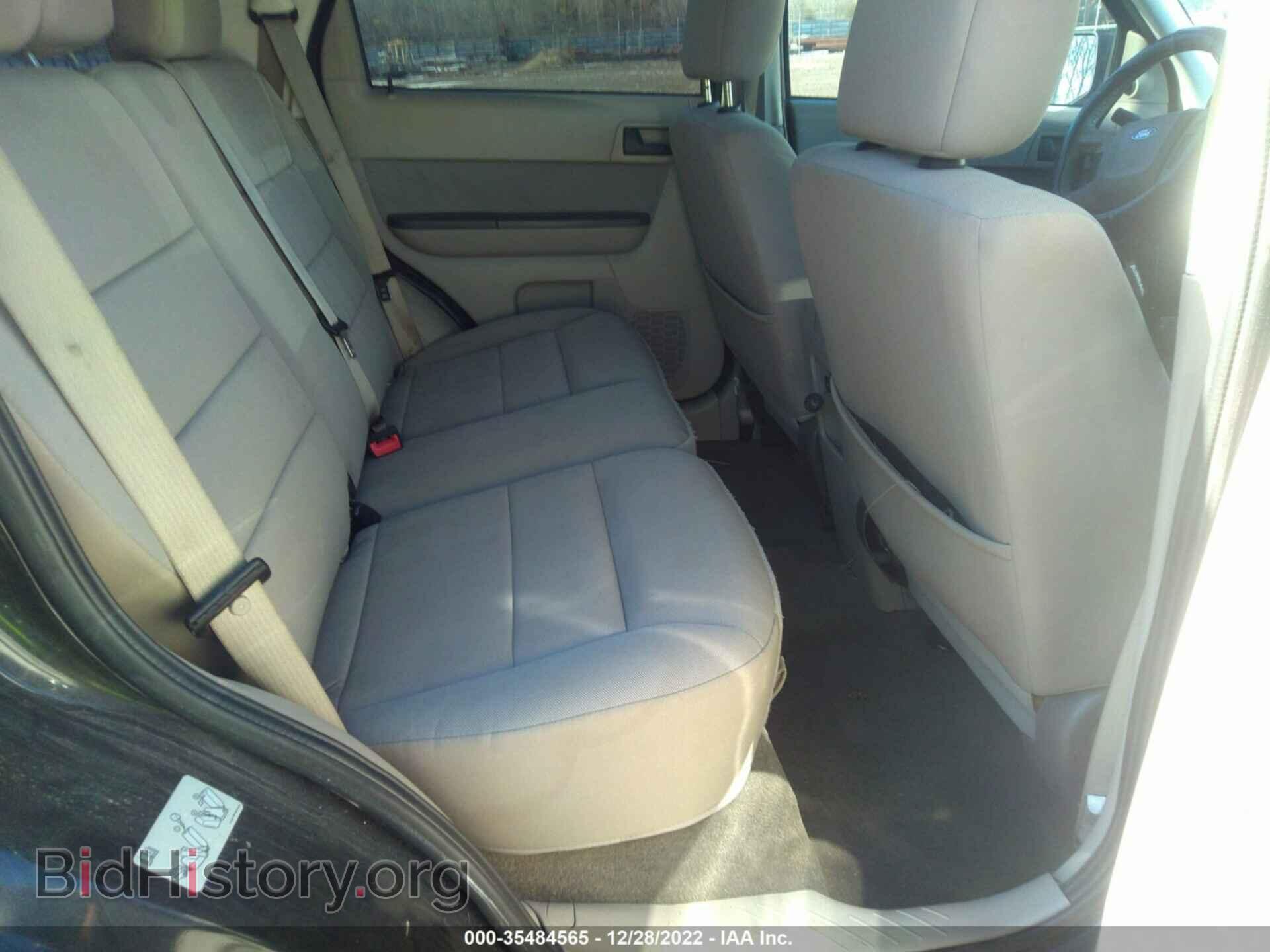 2011 FORD ESCAPE - VIN: 1FMCU0D71BKA41992 - Фото 8