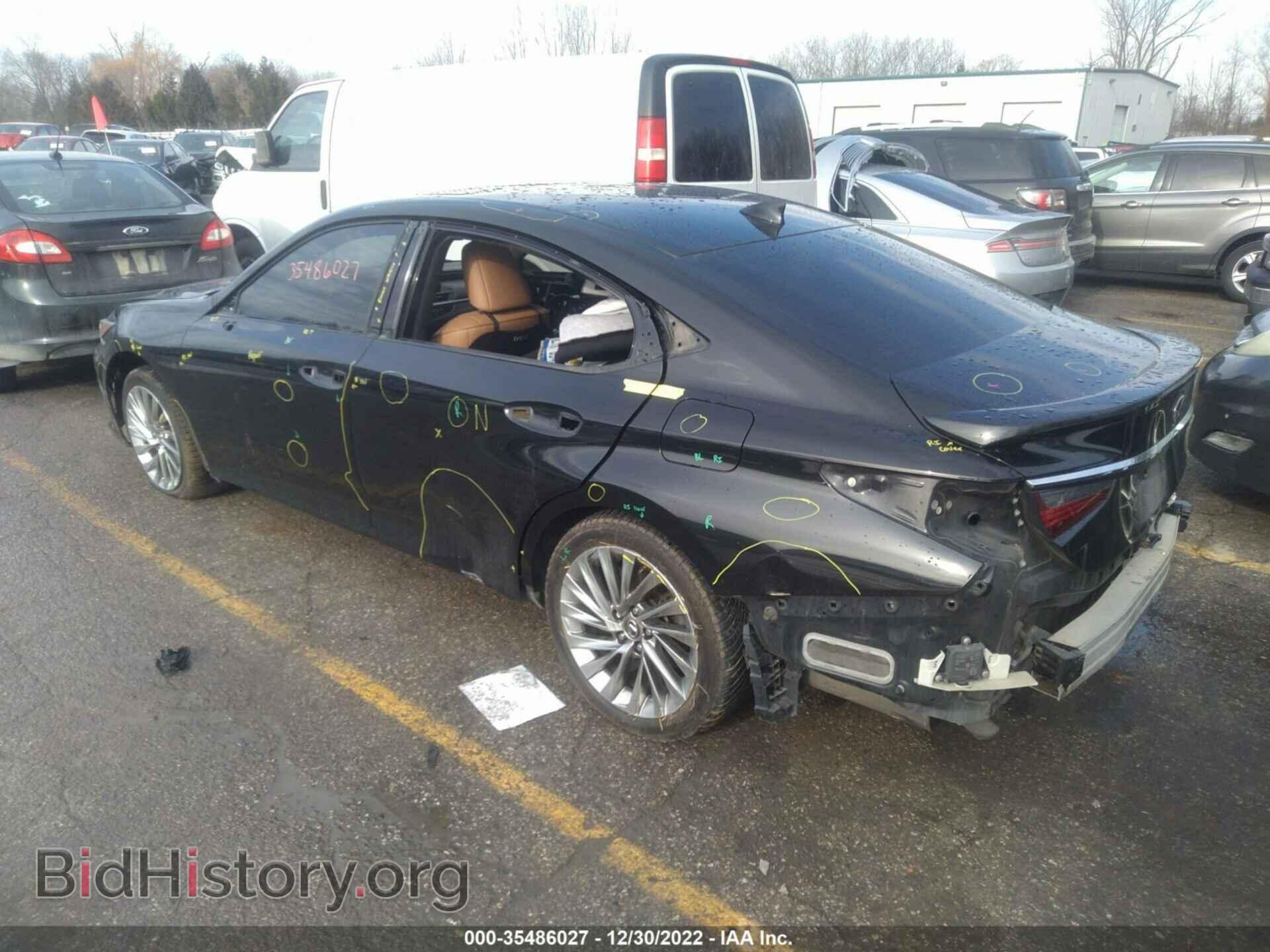 2019 LEXUS ES - VIN: JTHB21B11K2000383 - Фото 3