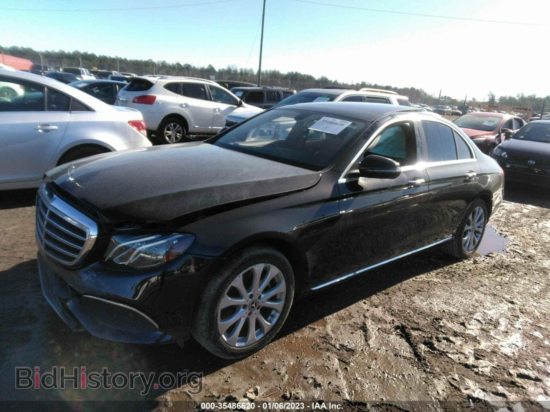 2018 MERCEDES-BENZ E-CLASS - VIN: WDDZF4KB3JA297908 - Фото 2