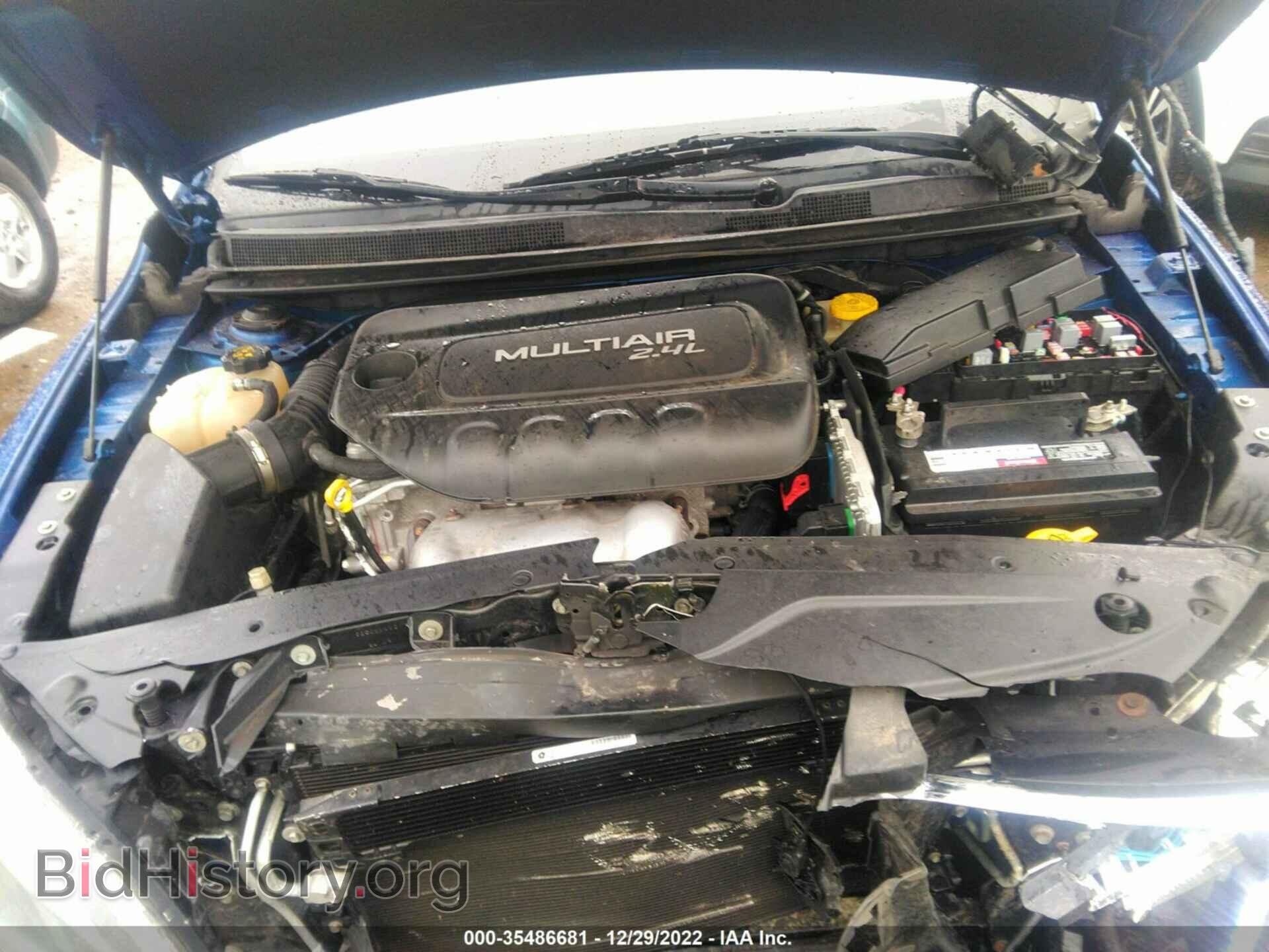 2015 CHRYSLER 200 - VIN: 1C3CCCAB3FN609623 - Фото 10
