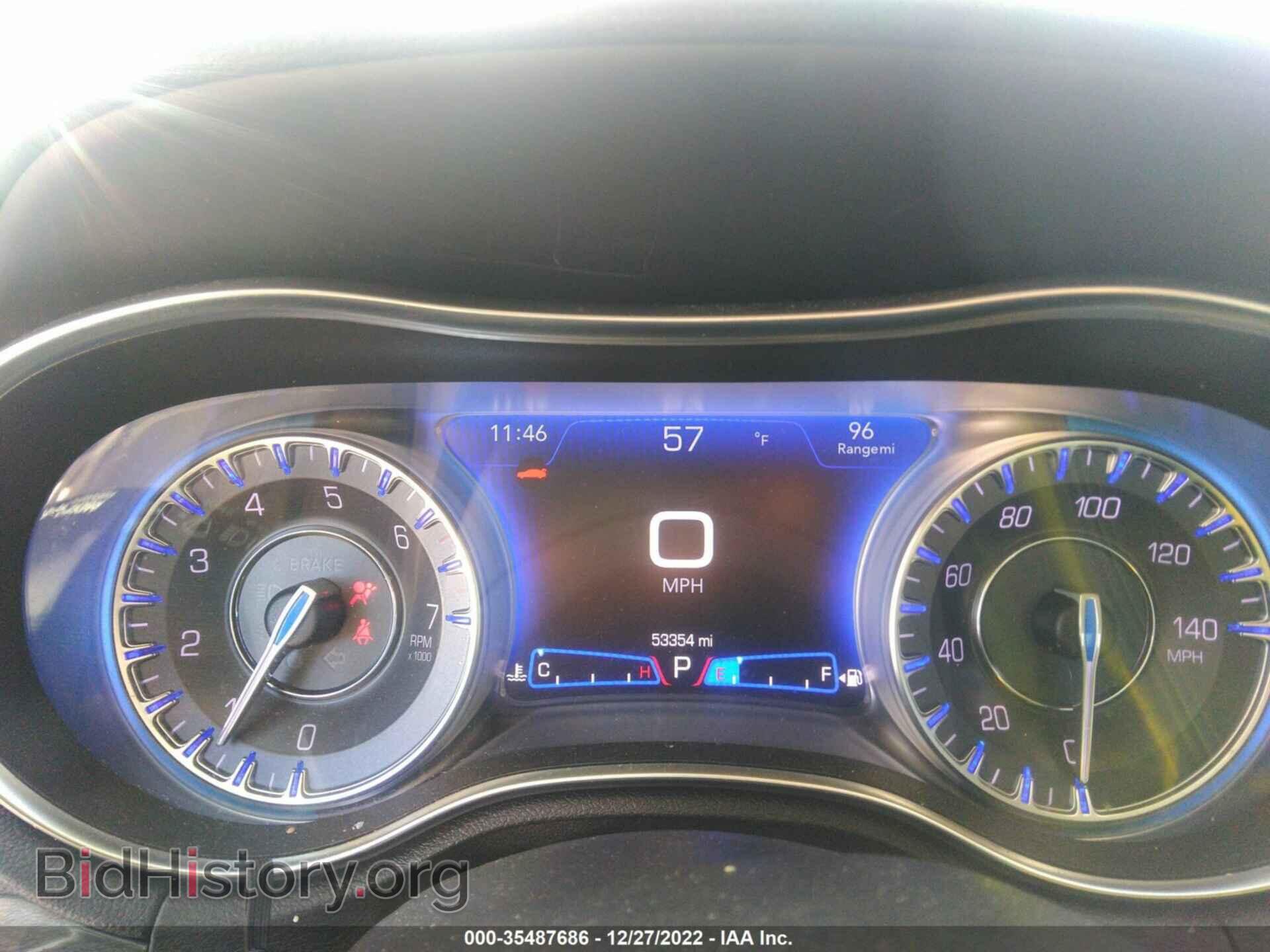2019 CHRYSLER 300 - VIN: 2C3CCAAG1KH704510 - Фото 7