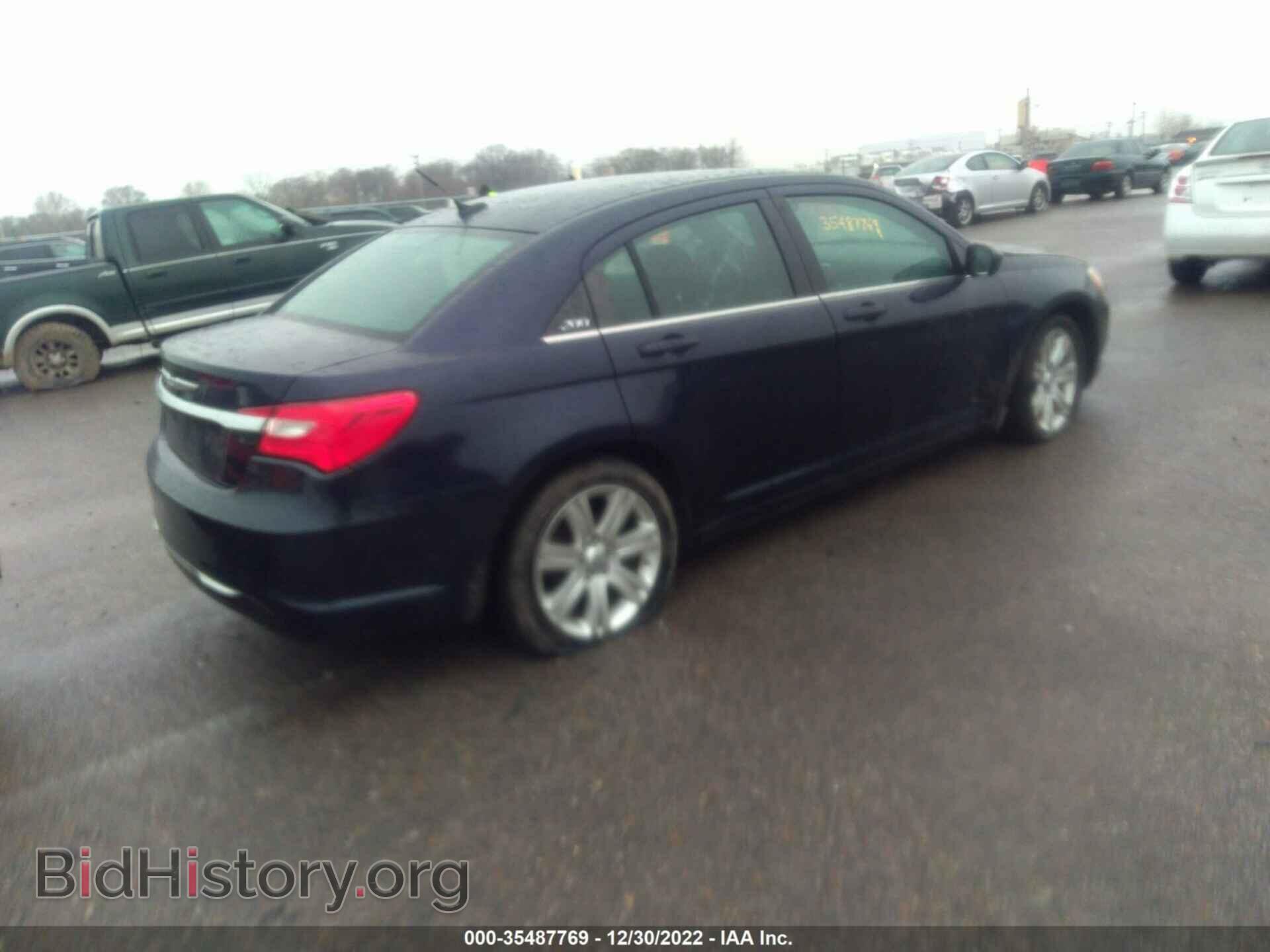 2012 CHRYSLER 200 - VIN: 1C3CCBBB2CN176686 - Фото 4