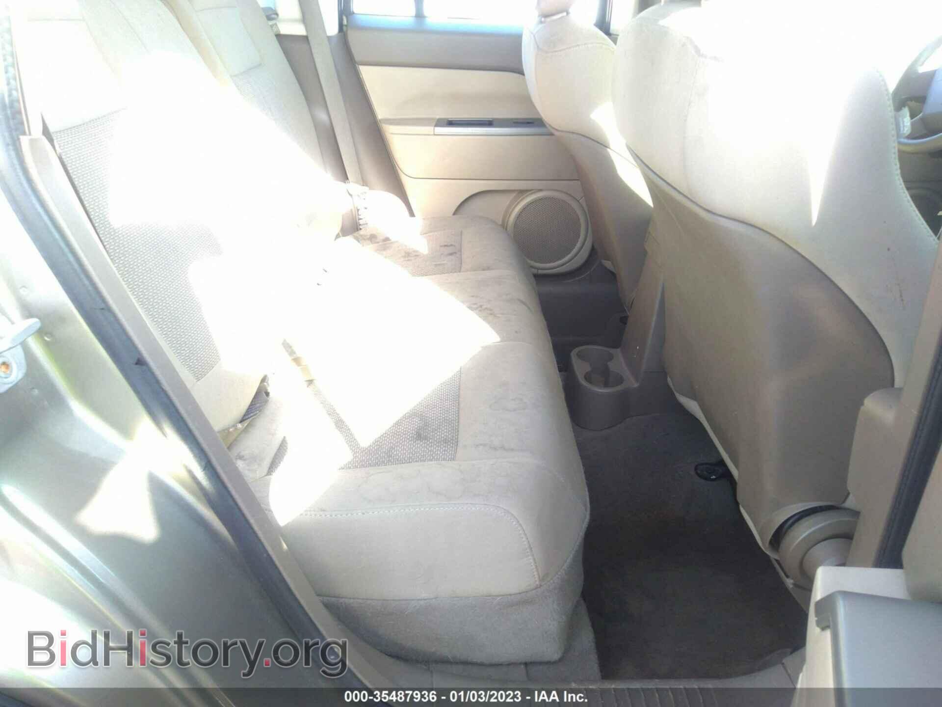 2007 JEEP COMPASS - VIN: 1J8FT47W17D370162 - Фото 8