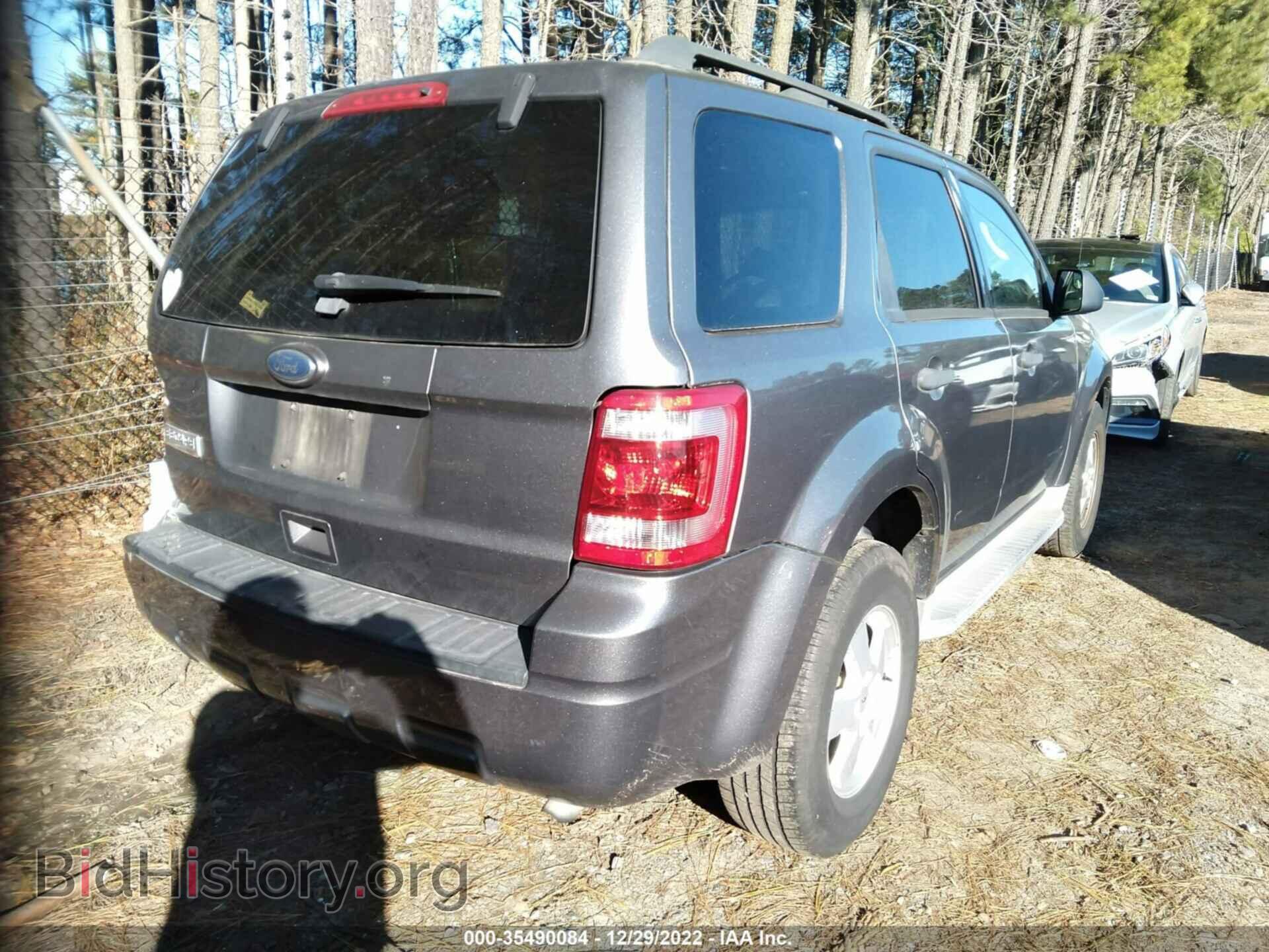 2011 FORD ESCAPE - VIN: 1FMCU0D76BKA19955 - Photo 4