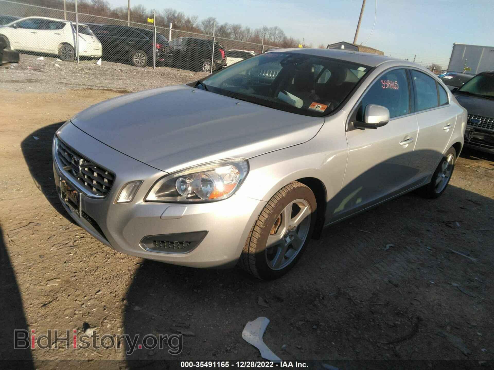 2012 VOLVO S60 - VIN: YV1622FS2C2102217 - Фото 2