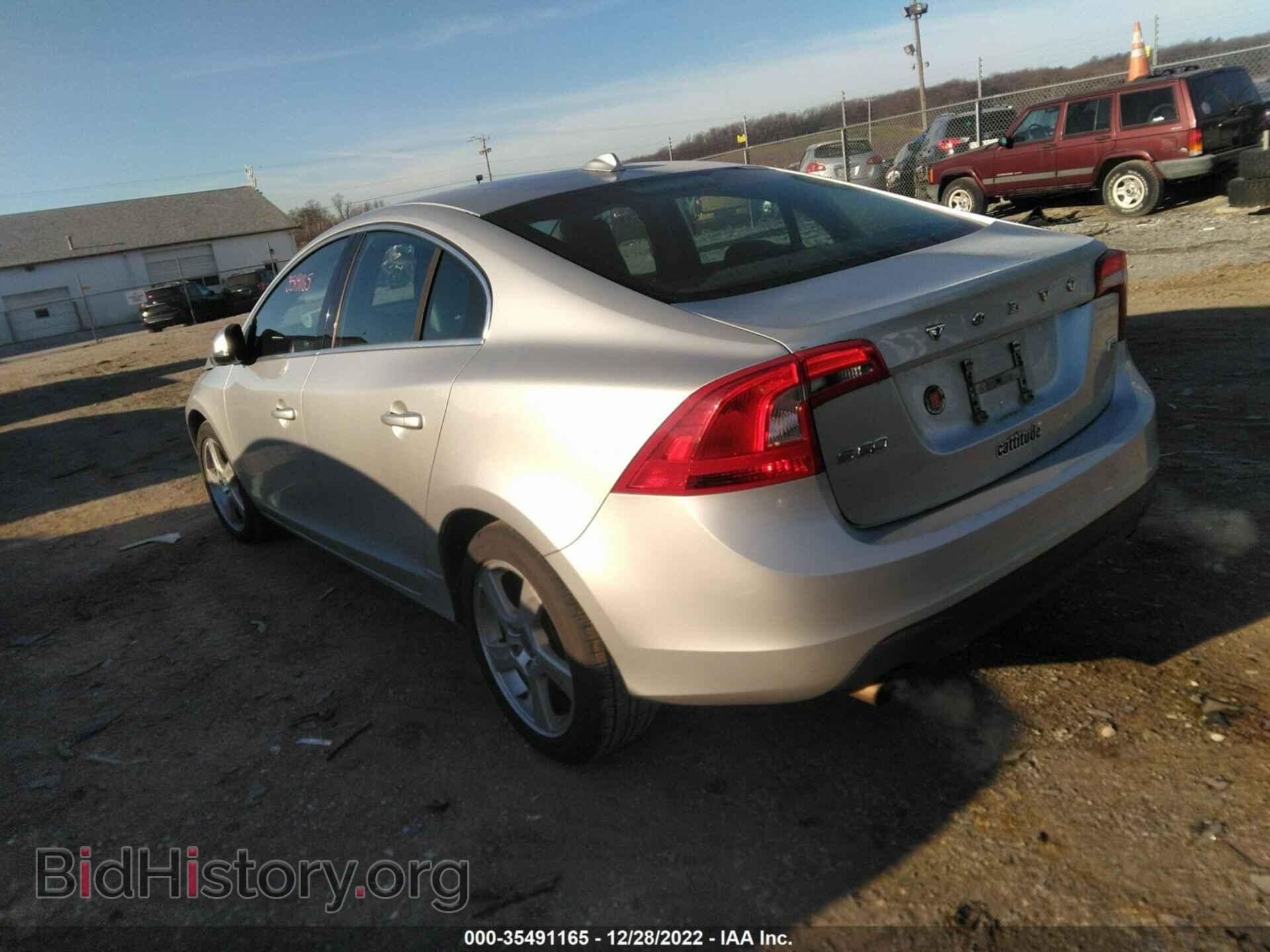 2012 VOLVO S60 - VIN: YV1622FS2C2102217 - Фото 3