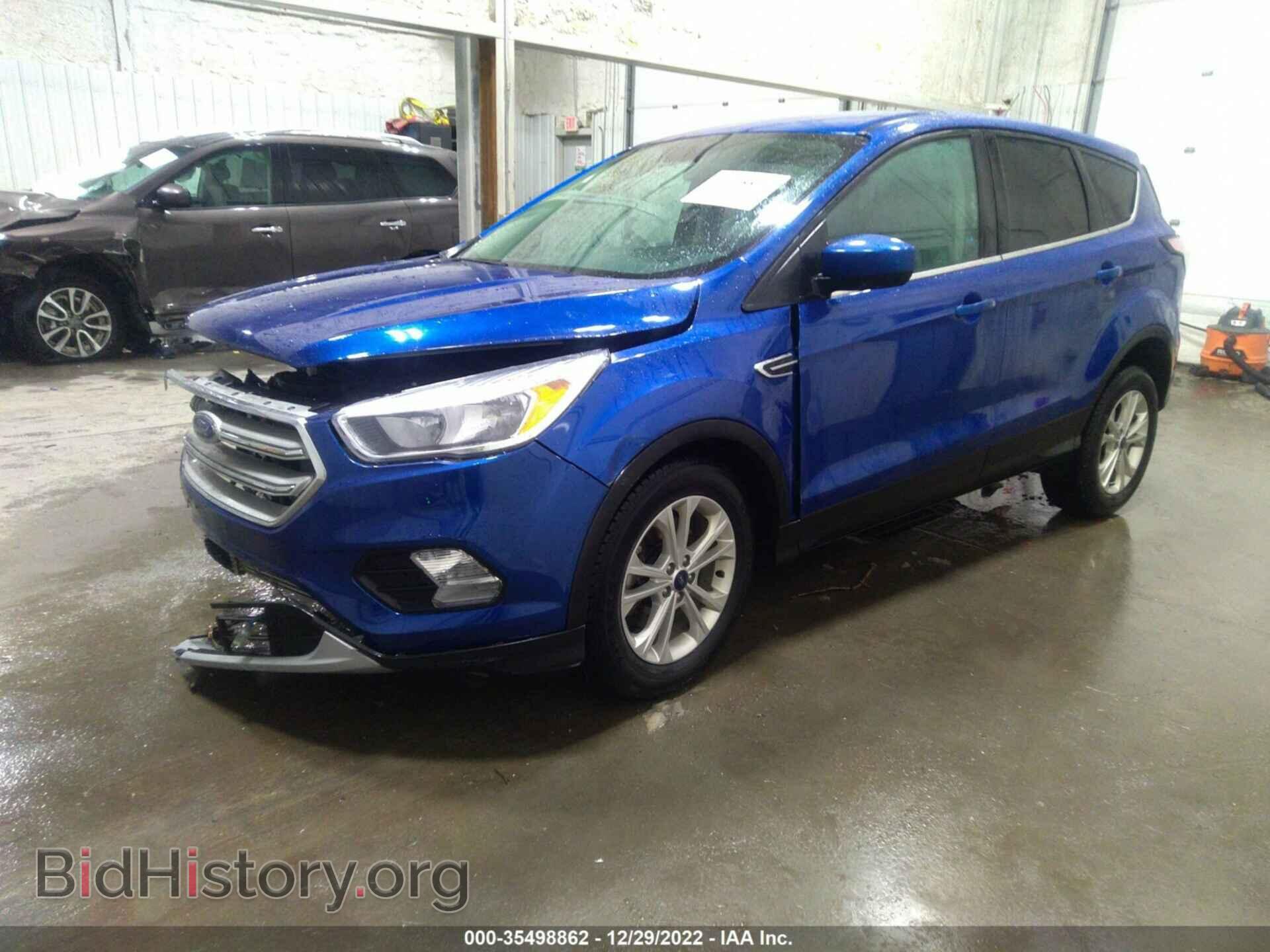 2017 FORD ESCAPE - VIN: 1FMCU9G98HUC96444 - Фото 2