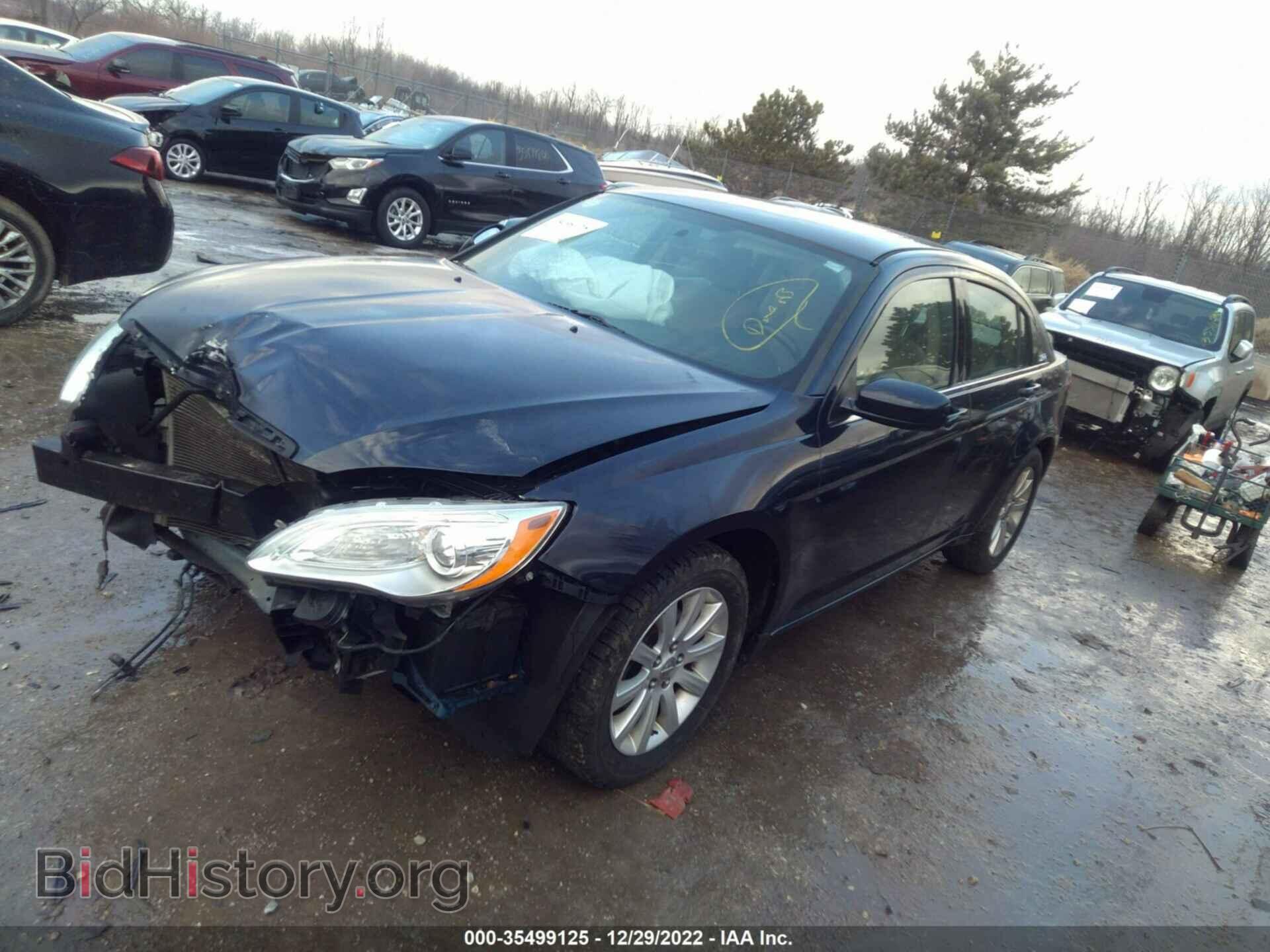 2014 CHRYSLER 200 - VIN: 1C3CCBBB4EN186672 - Photo 2