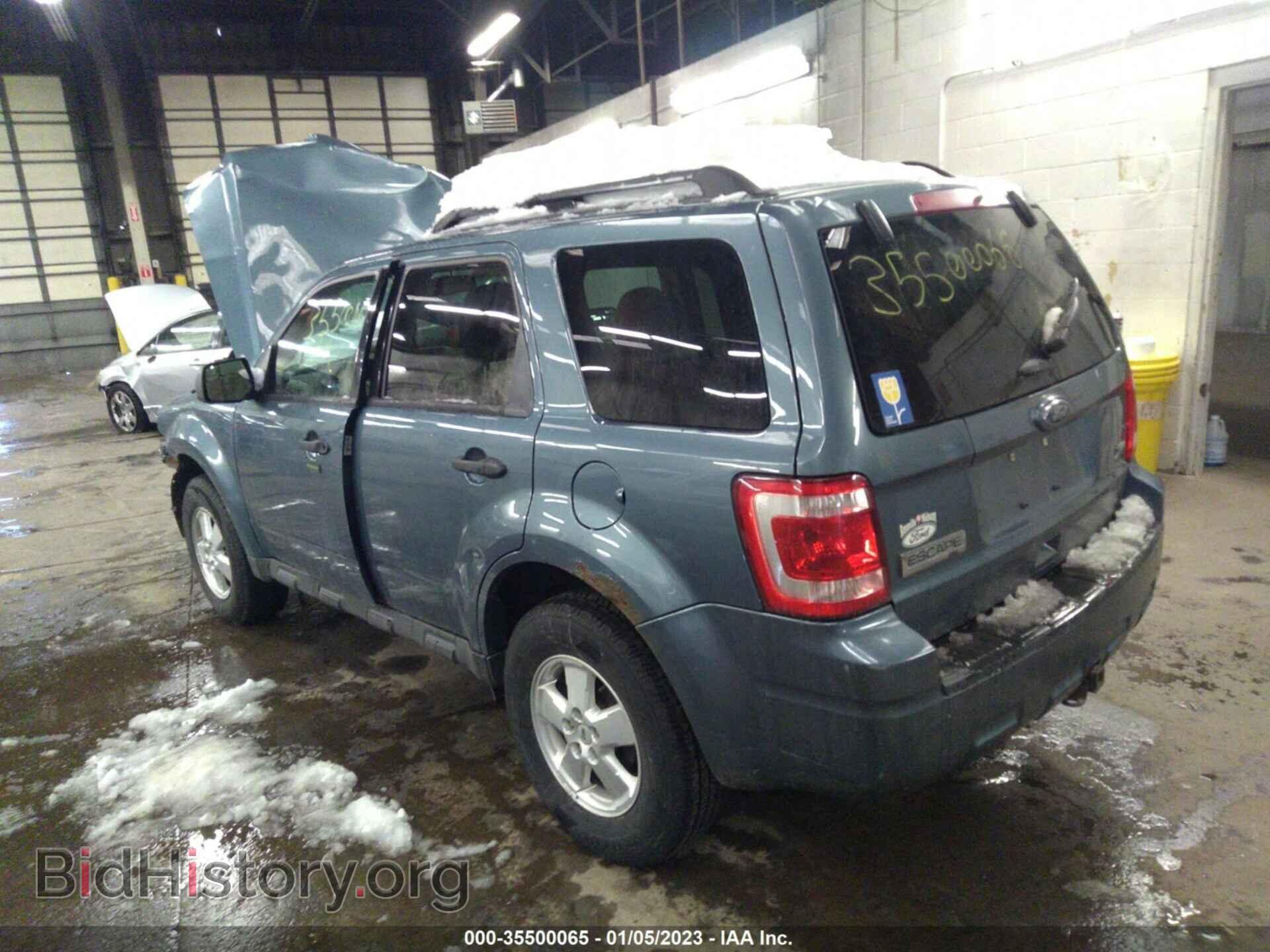 2011 FORD ESCAPE - VIN: 1FMCU0DG2BKB98169 - Фото 3
