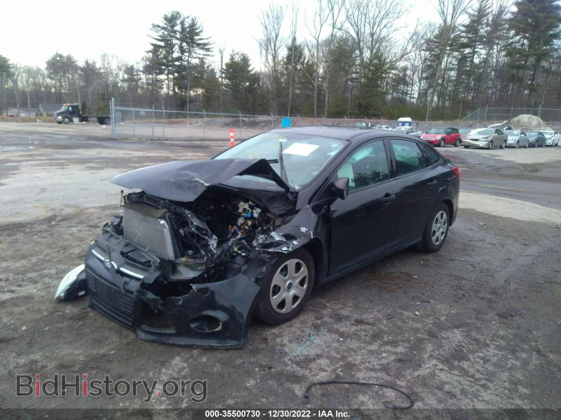 2014 FORD FOCUS - VIN: 1FADP3E28EL427186 - Фото 2