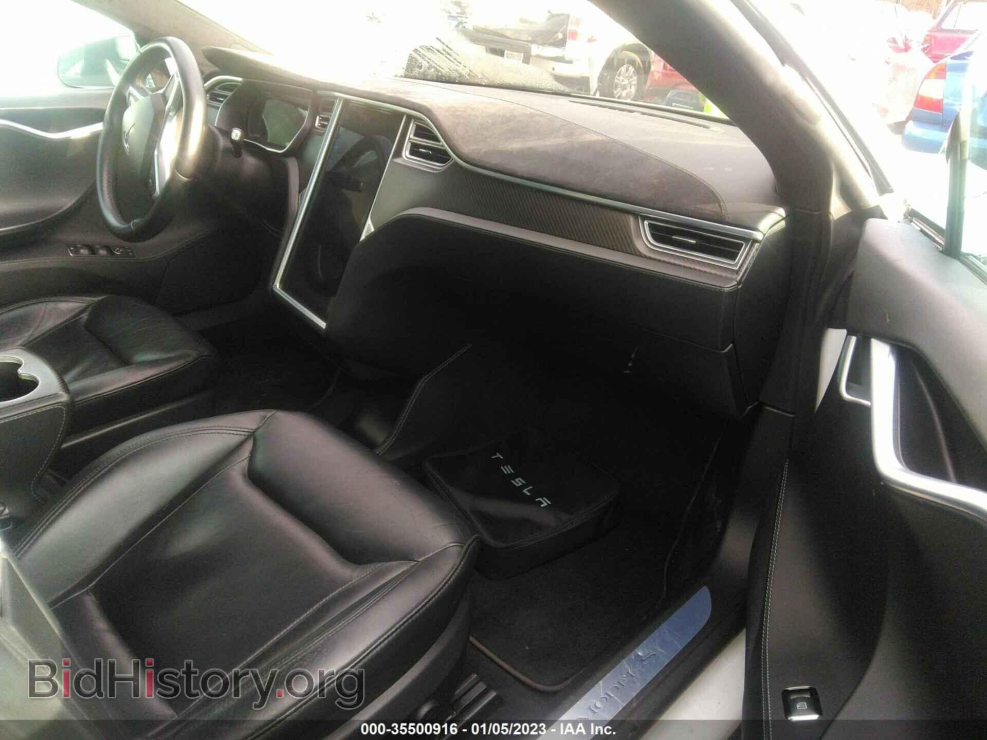 2015 TESLA MODEL S - VIN: 5YJSA1E44FF106128 - Фото 5