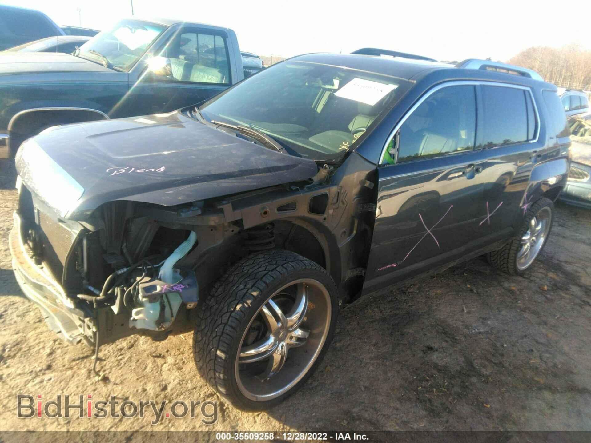 2011 GMC TERRAIN - VIN: 2CTALWEC2B6237976 - Photo 2