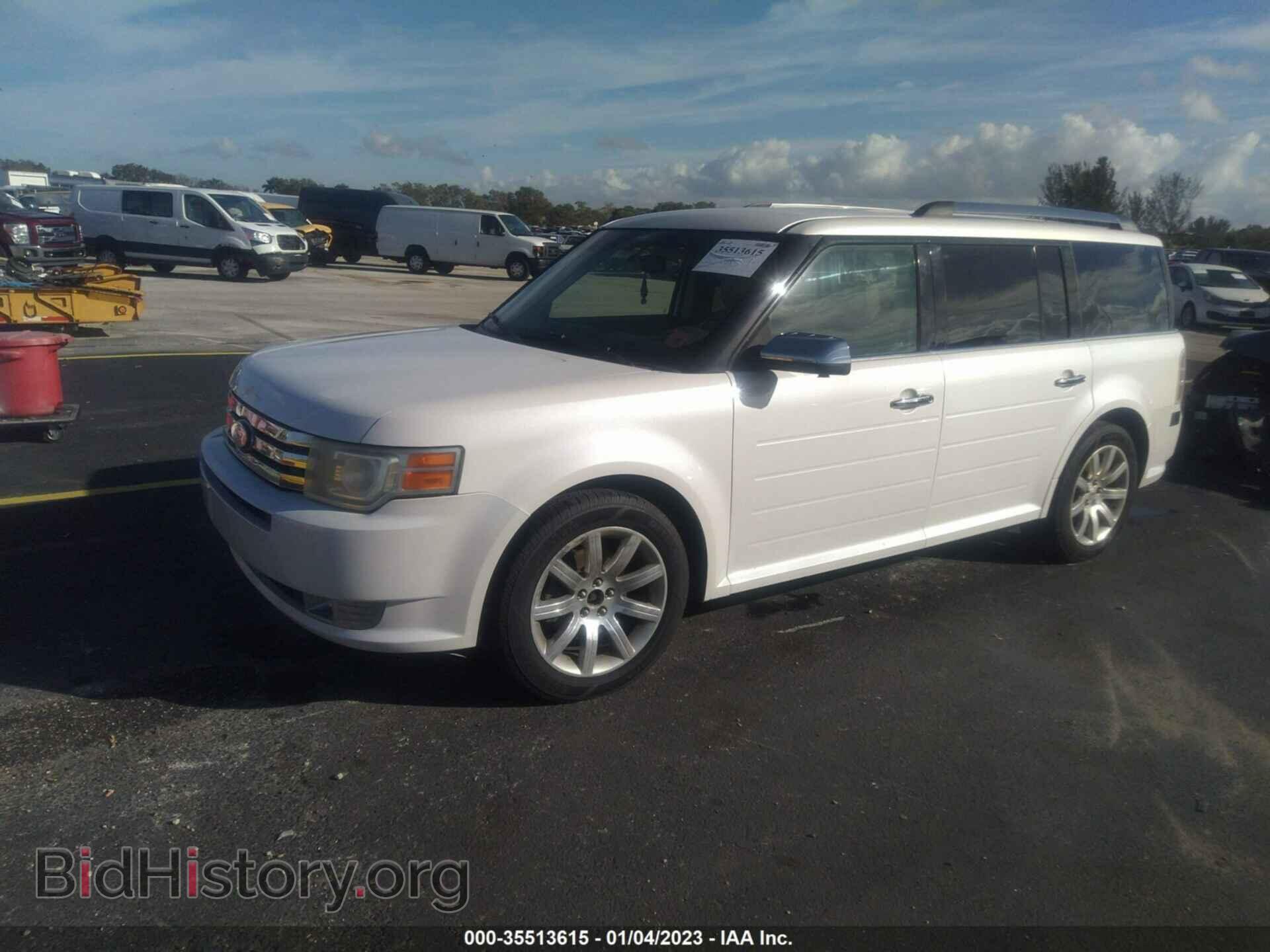 2011 FORD FLEX - VIN: 2FMGK5DC1BBD07930 - Photo 2