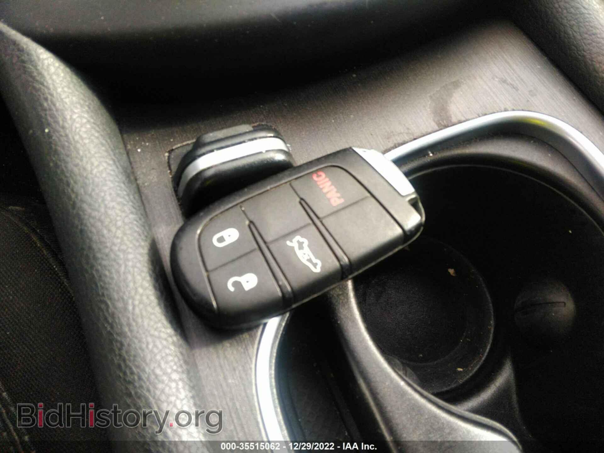 2016 CHRYSLER 200 - VIN: 1C3CCCAB4GN110749 - Фото 11