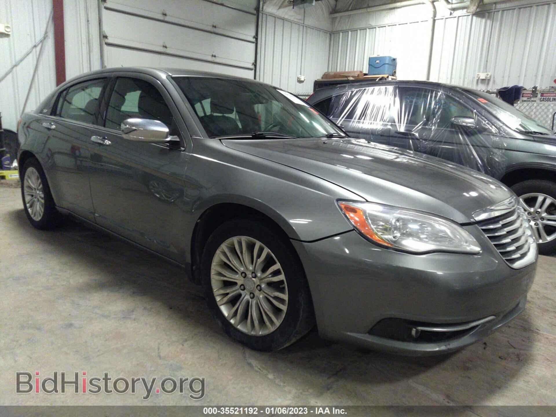 Photo 1C3BC2FB2BN606429 - CHRYSLER 200 2011