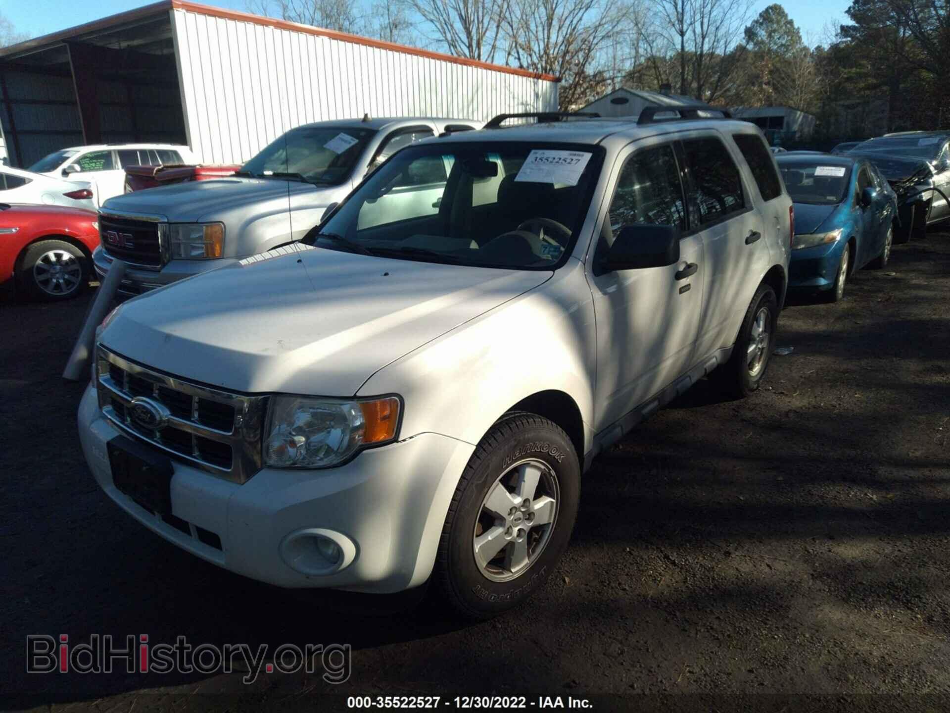 2010 FORD ESCAPE - VIN: 1FMCU0D76AKA42652 - Фото 2