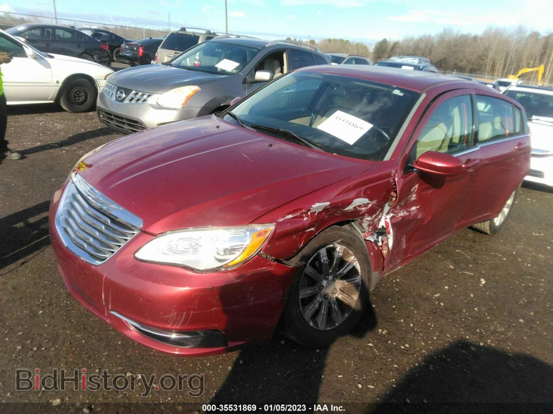 2013 CHRYSLER 200 - VIN: 1C3CCBBB5DN522490 - Фото 2