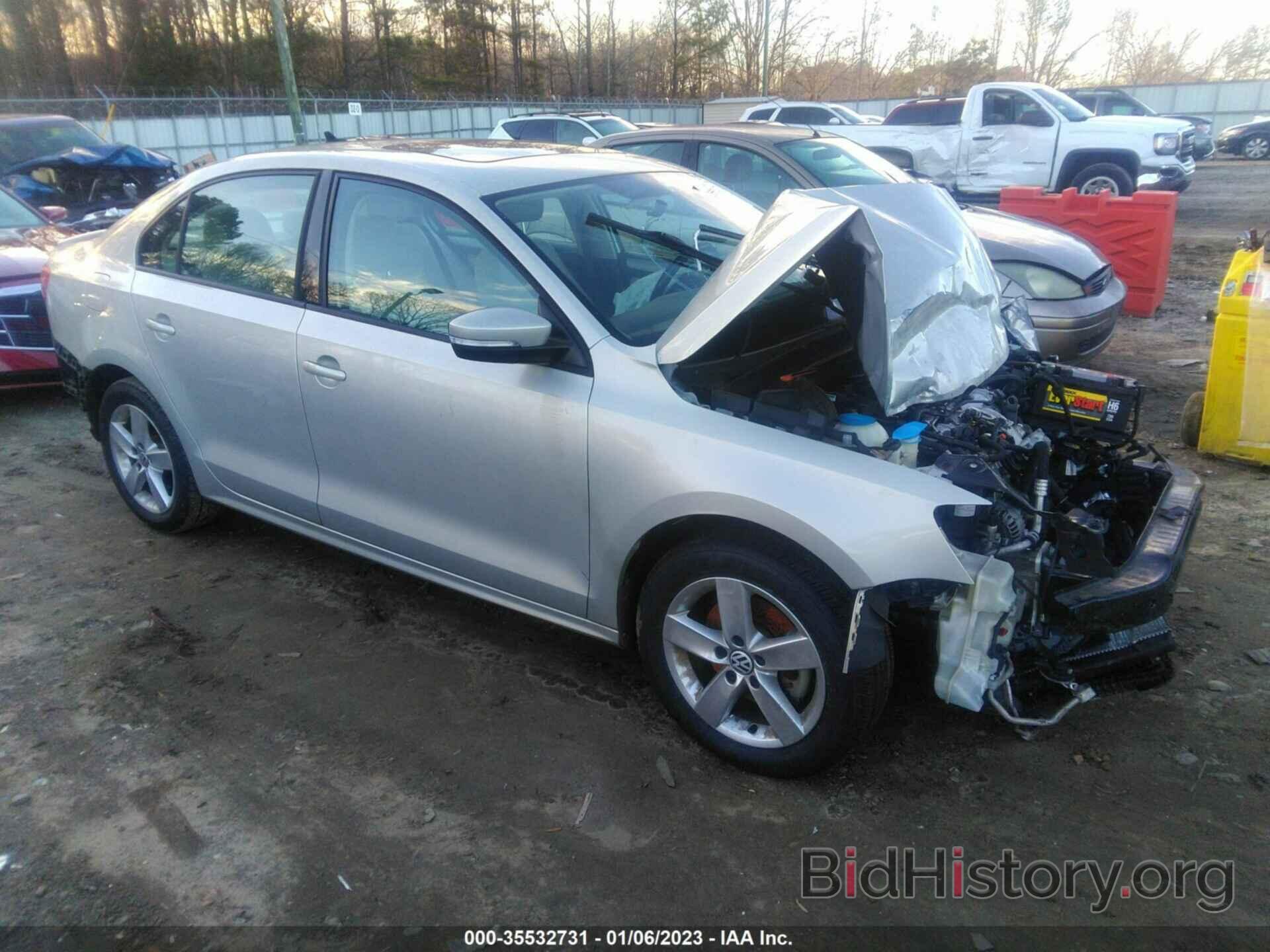 Photo 3VWLL7AJ4BM094854 - VOLKSWAGEN JETTA SEDAN 2011