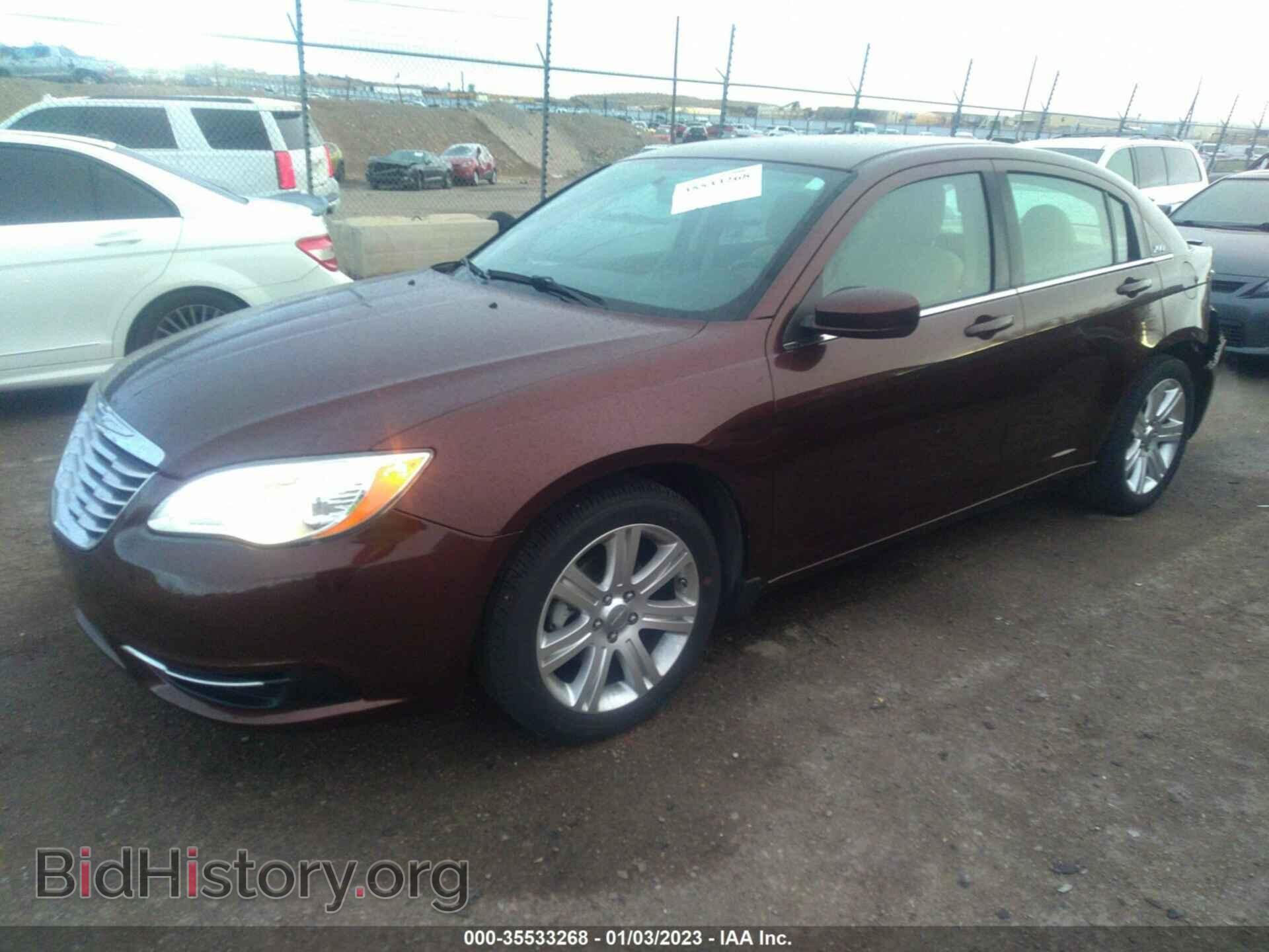 2012 CHRYSLER 200 - VIN: 1C3CCBBG9CN307043 - Фото 2