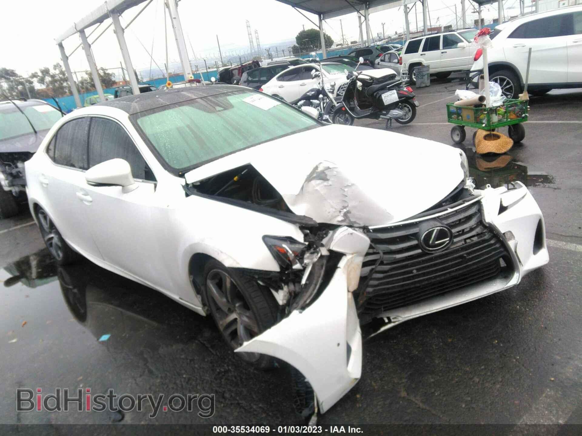 Photo JTHBA1D29H5047922 - LEXUS IS 2017