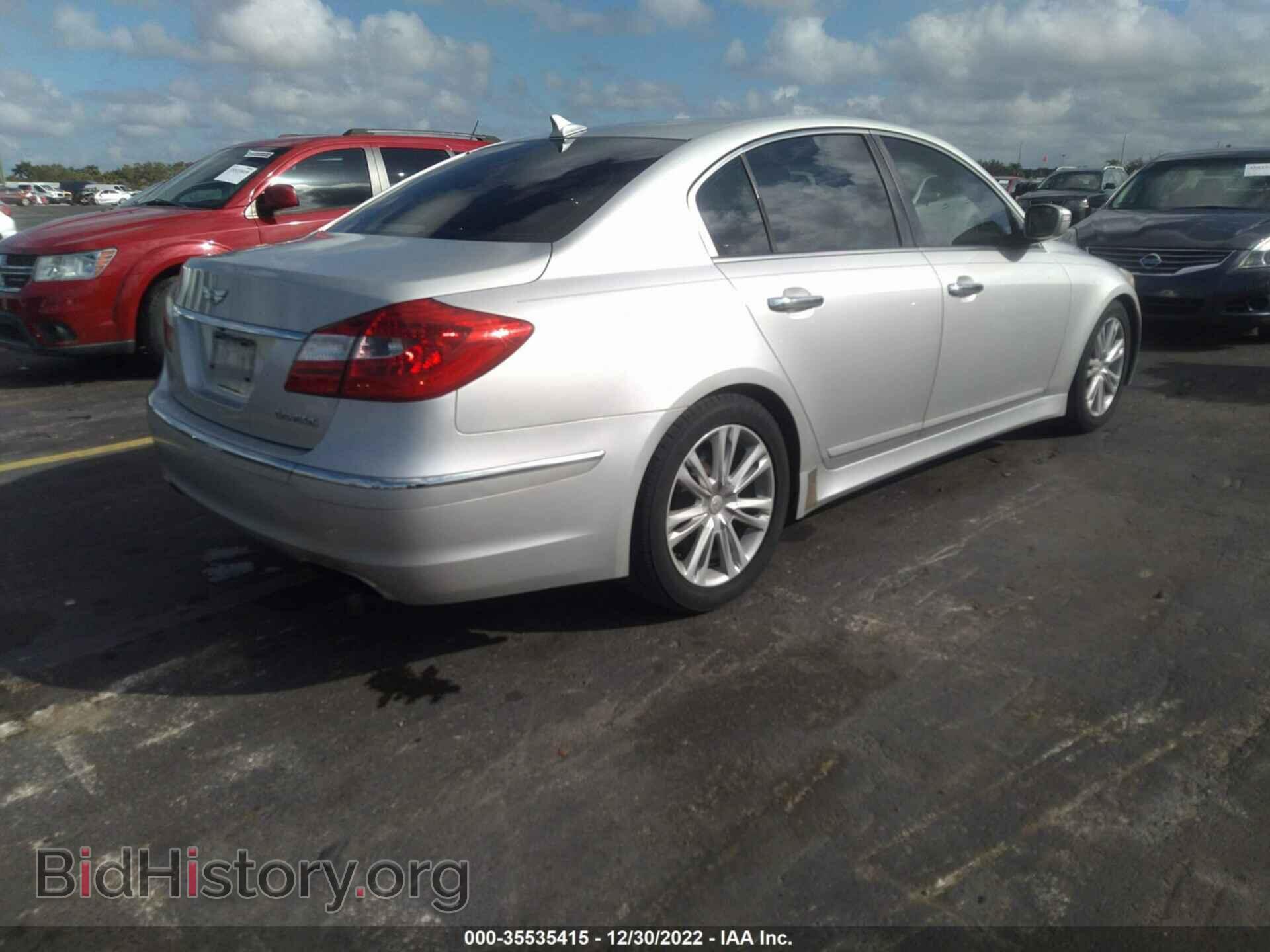 2012 HYUNDAI GENESIS - VIN: KMHGC4DD3CU167004 - Фото 4
