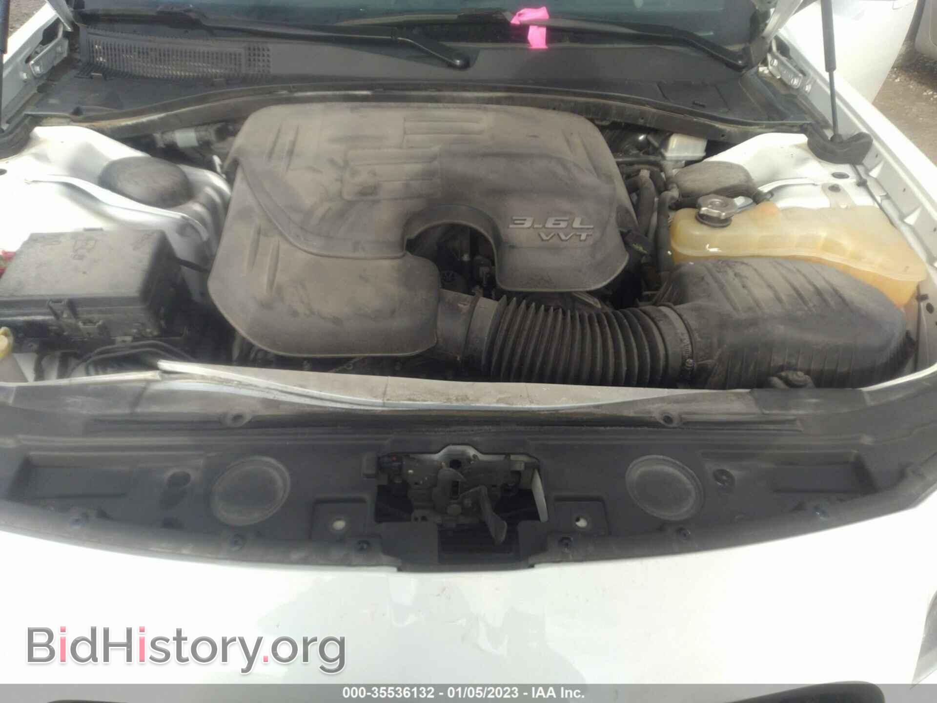 2016 CHRYSLER 300 - VIN: 2C3CCAGG0GH209097 - Фото 10