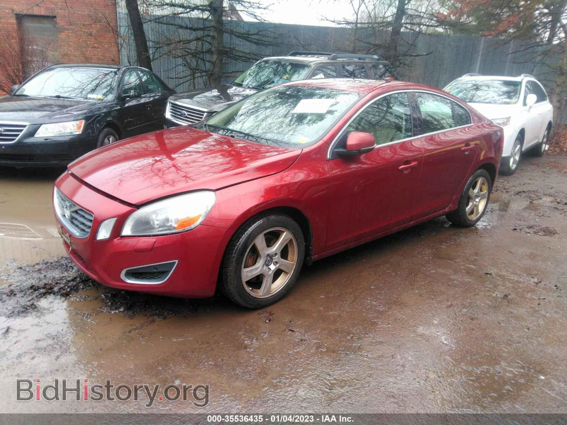 2013 VOLVO S60 - VIN: YV1612FH7D2178766 - Фото 2