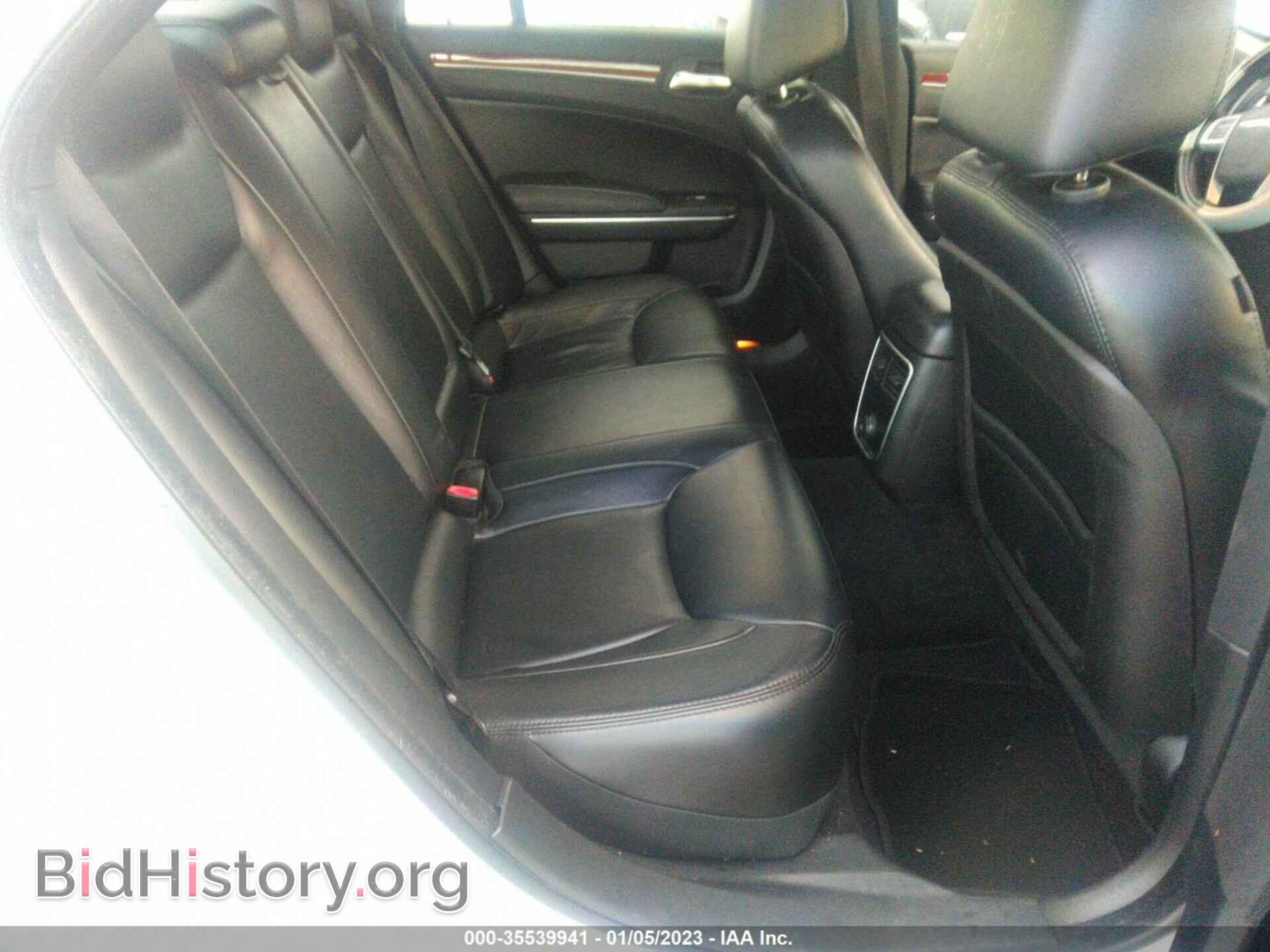 2013 CHRYSLER 300 - VIN: 2C3CCAAG5DH714573 - Фото 8
