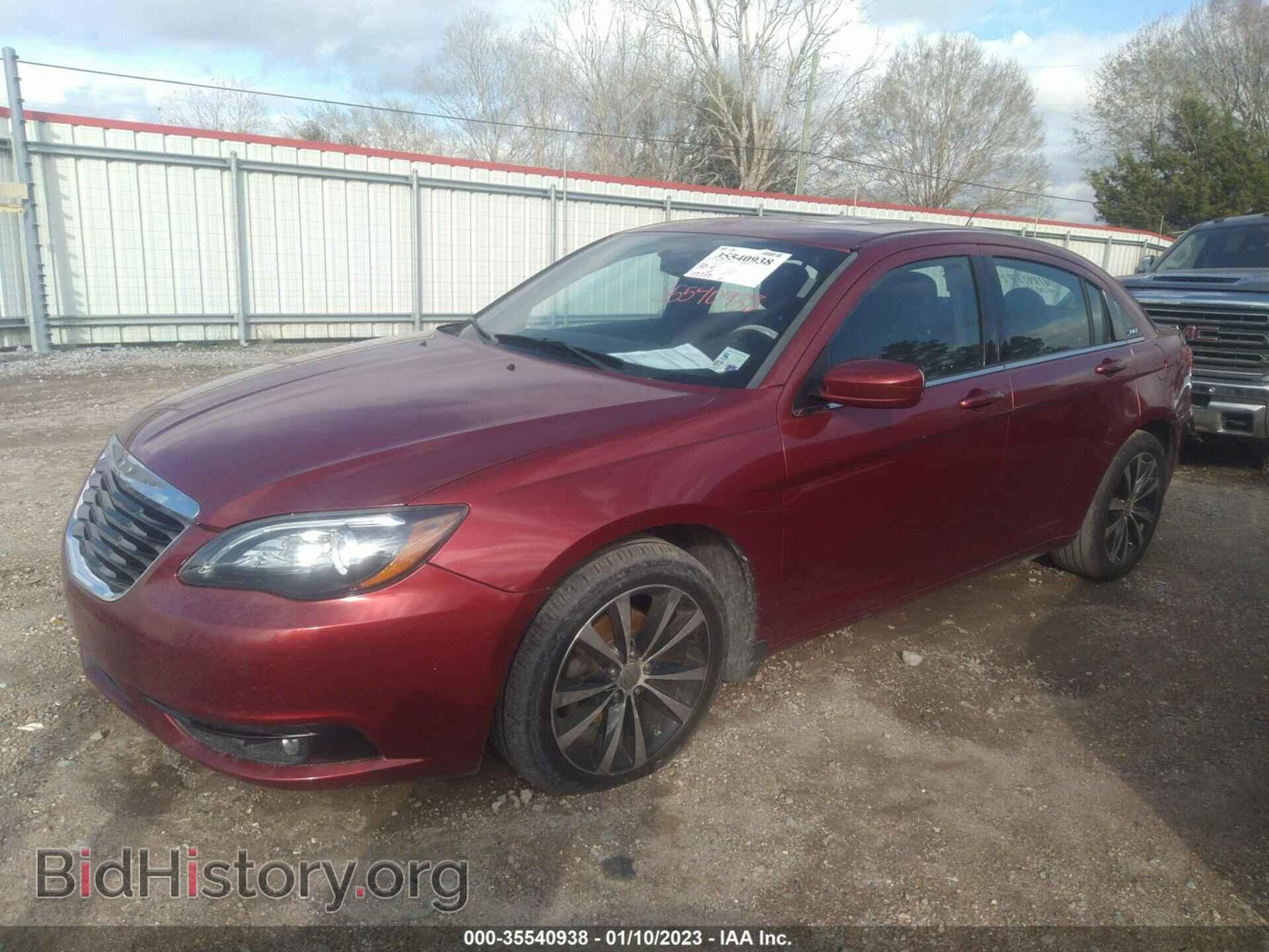 2013 CHRYSLER 200 - VIN: 1C3CCBBG0DN706554 - Photo 2