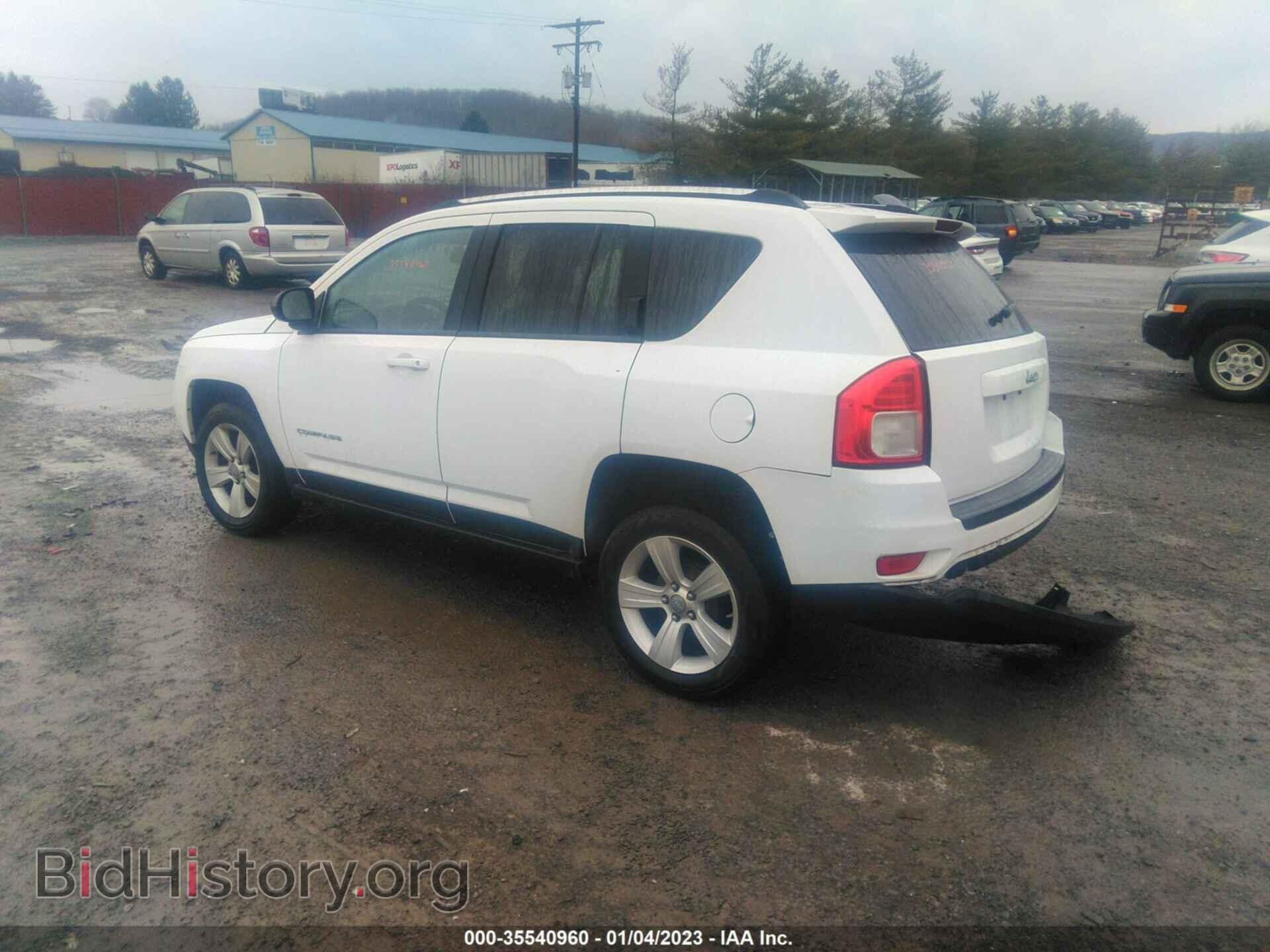 2011 JEEP COMPASS - VIN: 1J4NT1FA5BD165812 - Photo 3