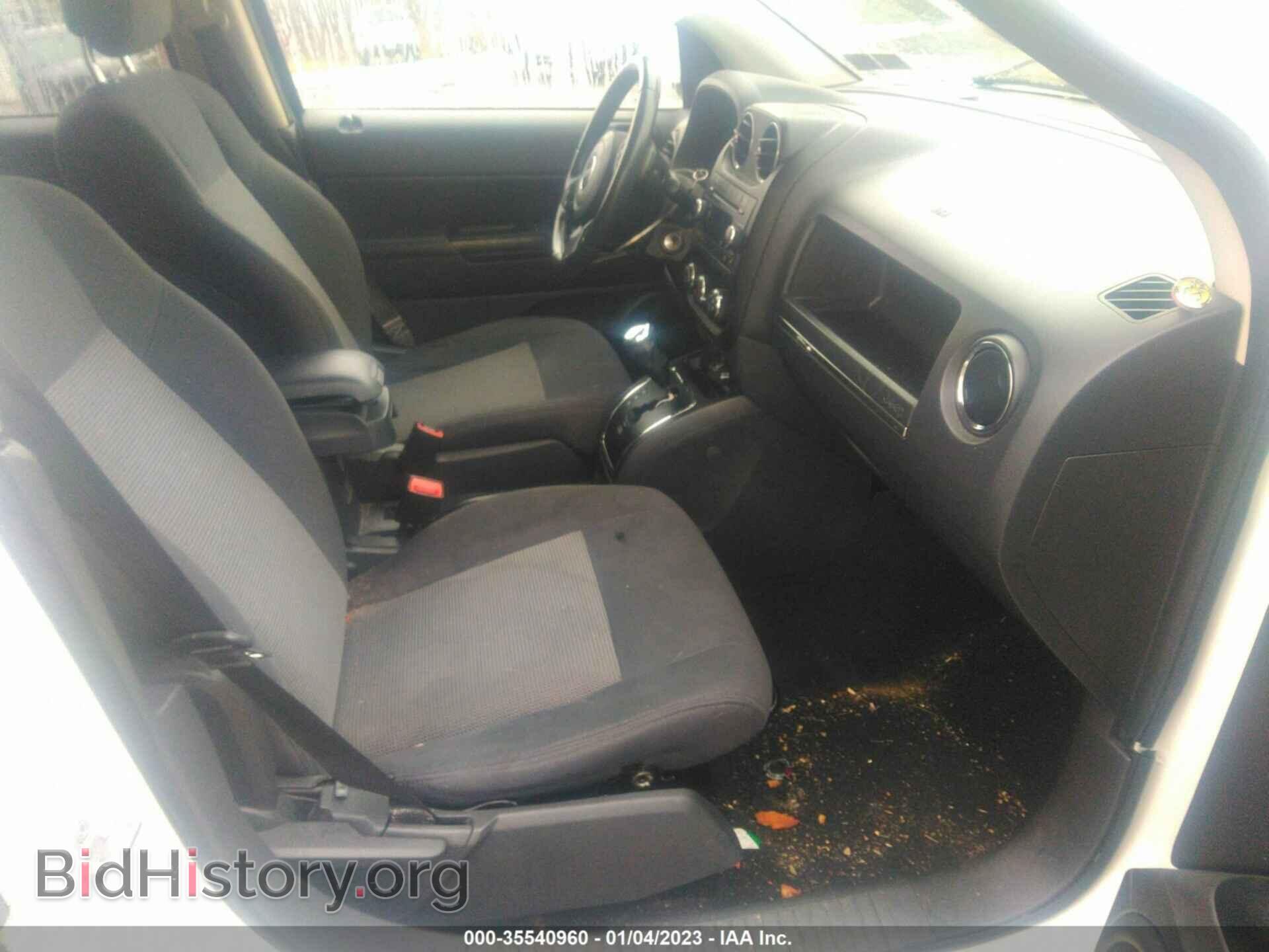 2011 JEEP COMPASS - VIN: 1J4NT1FA5BD165812 - Photo 5