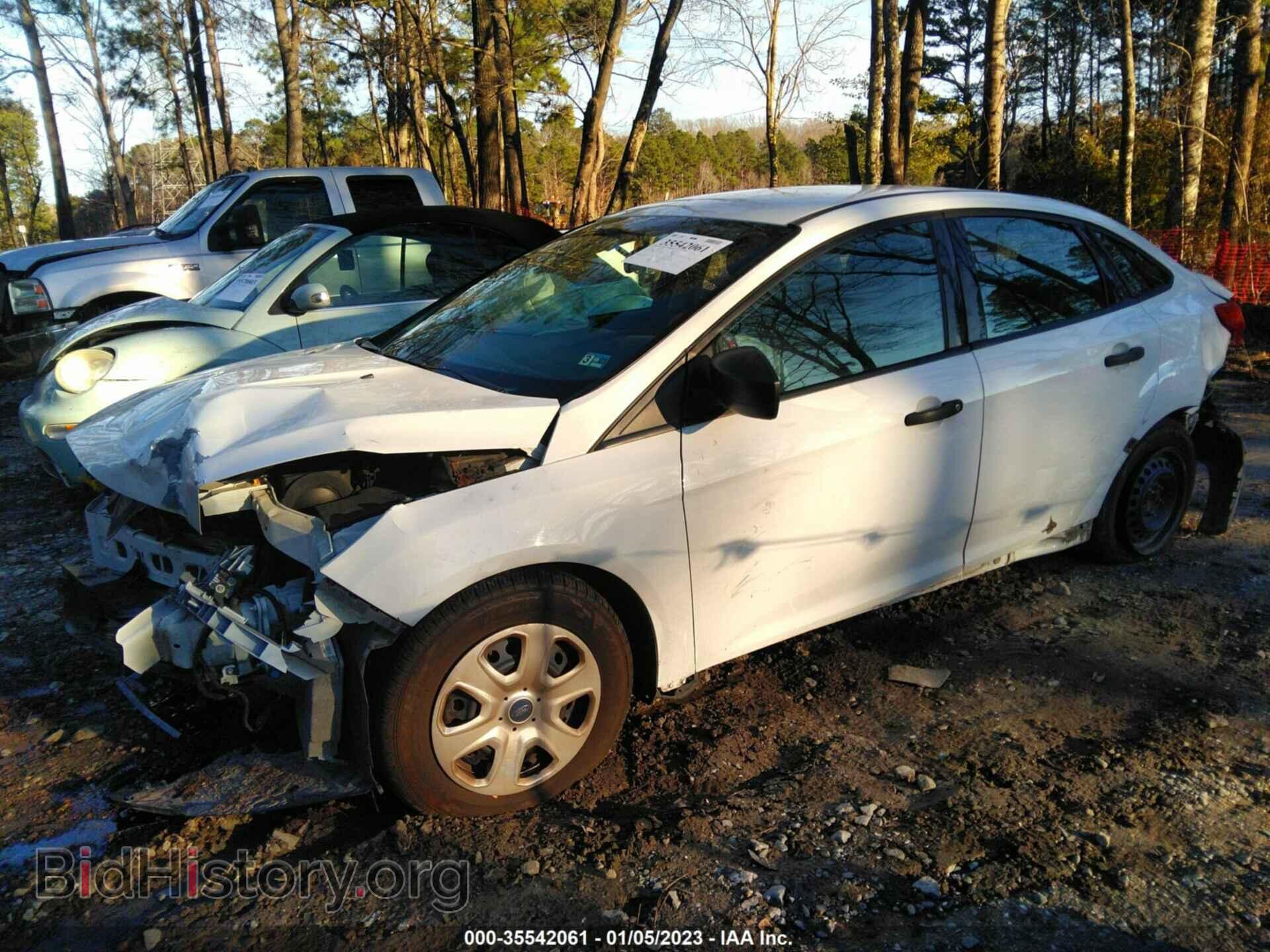 2017 FORD FOCUS - VIN: 1FADP3E24HL228365 - Фото 2