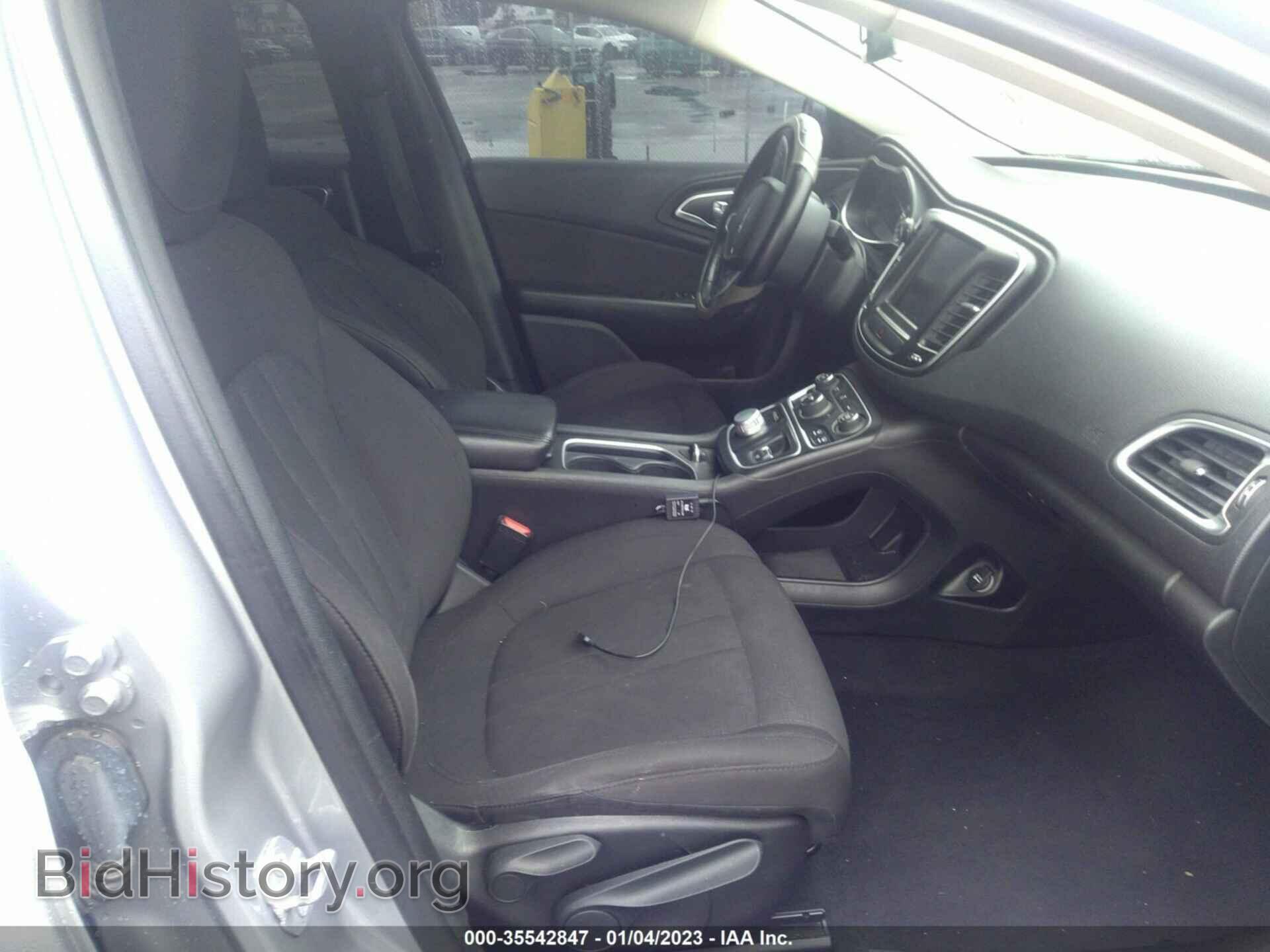 2015 CHRYSLER 200 - VIN: 1C3CCCAB3FN689618 - Photo 5