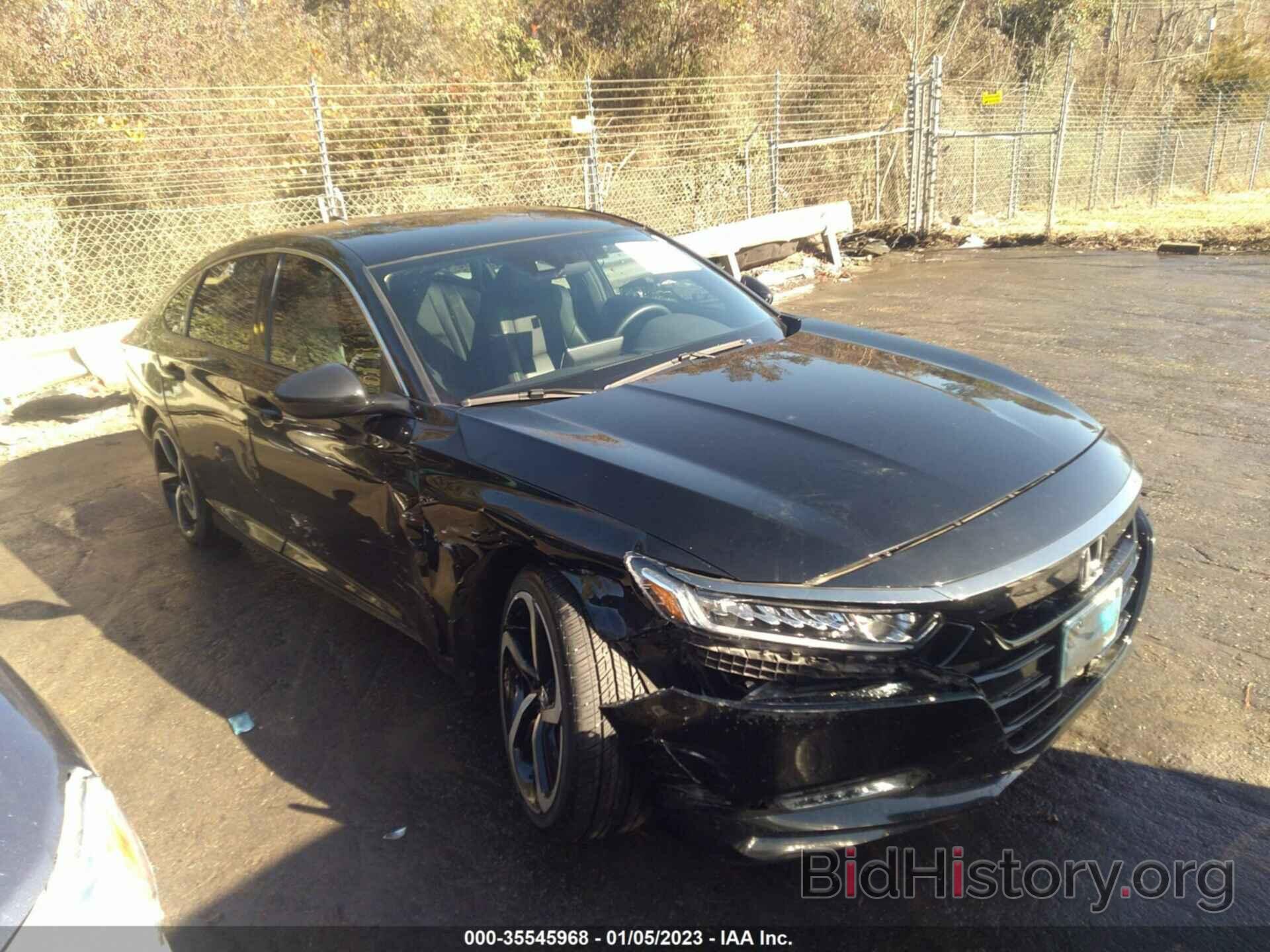 Photo 1HGCV1F31JA265450 - HONDA ACCORD SEDAN 2018