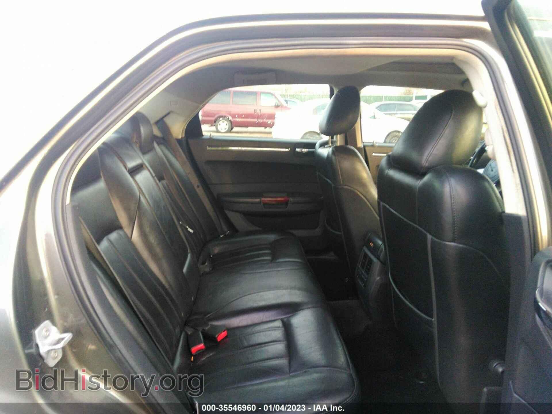 2008 CHRYSLER 300 - VIN: 2C3LK63H98H179680 - Фото 8