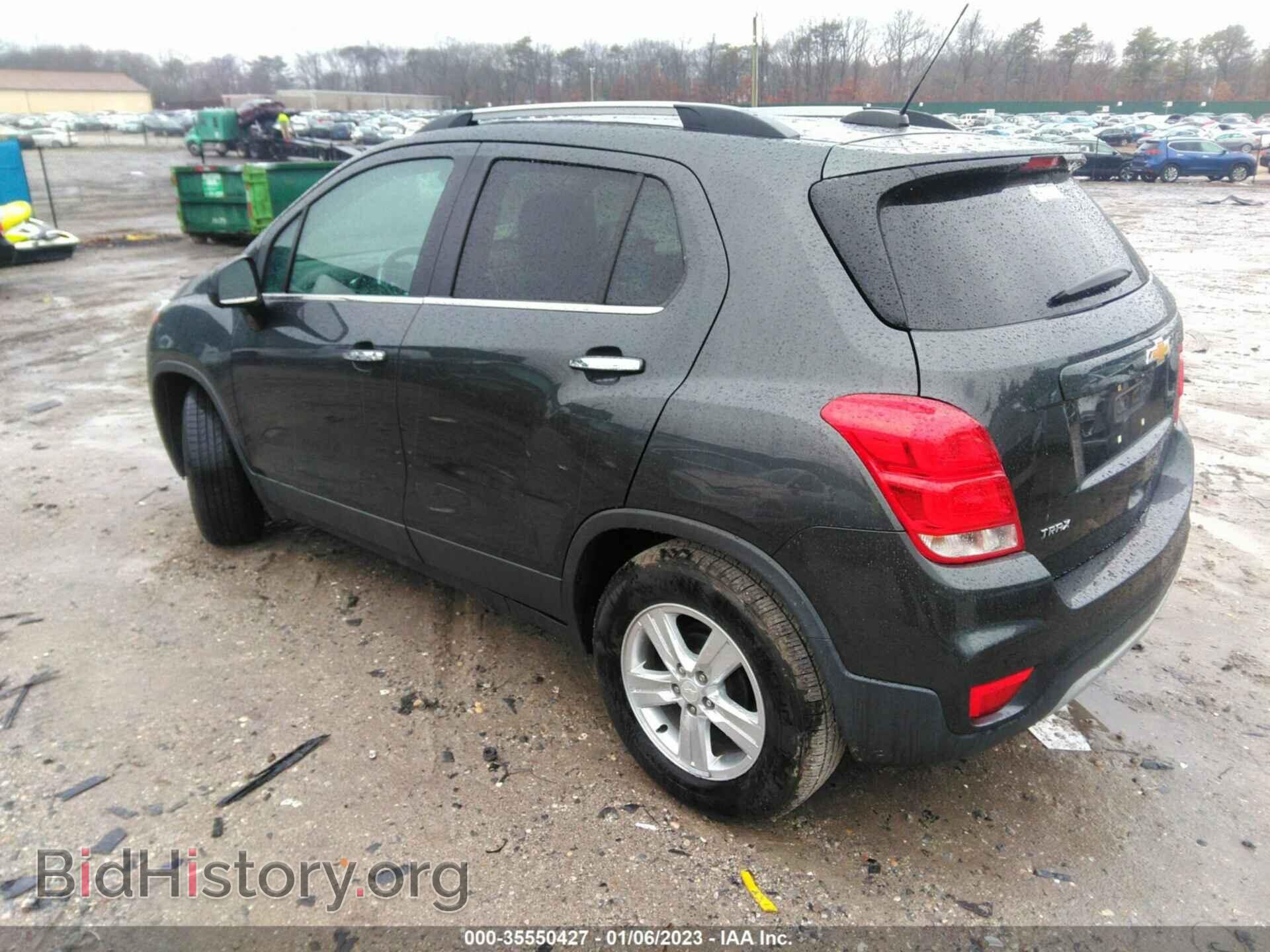 2018 CHEVROLET TRAX - VIN: 3GNCJLSB2JL387835 - Фото 3