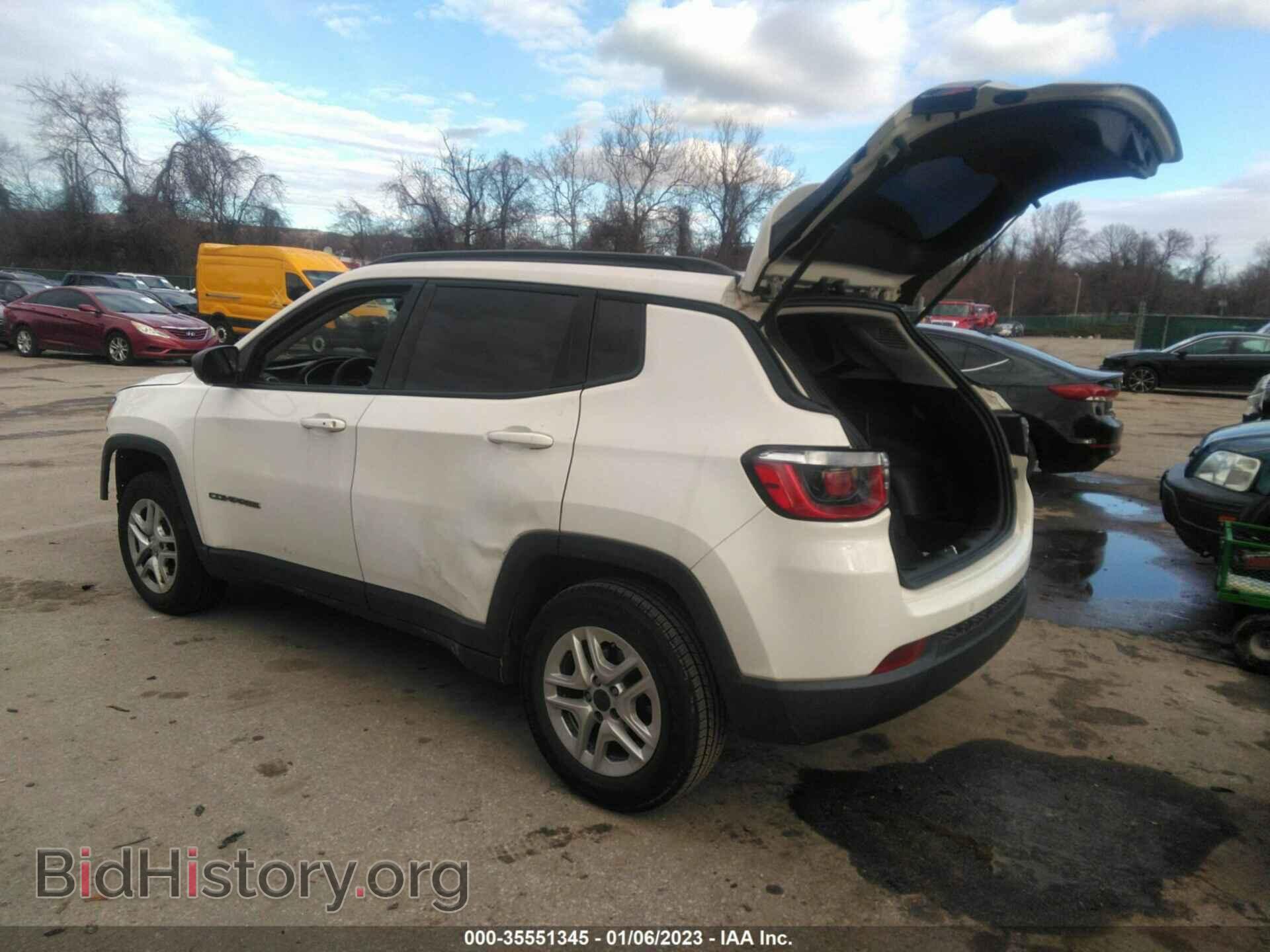 2018 JEEP COMPASS - VIN: 3C4NJCAB0JT267504 - Фото 3