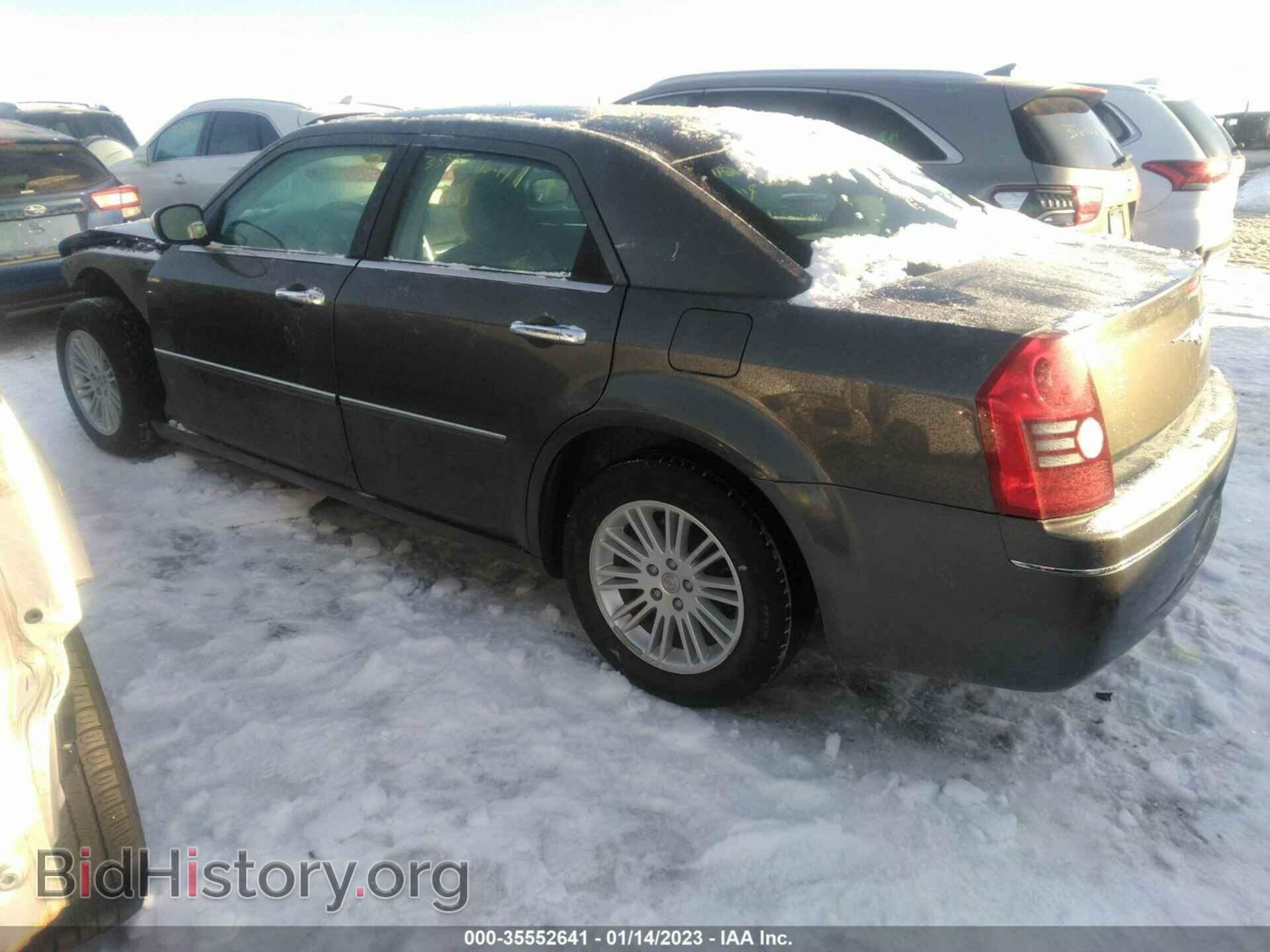 2010 CHRYSLER 300 - VIN: 2C3CA4CD7AH224819 - Фото 3