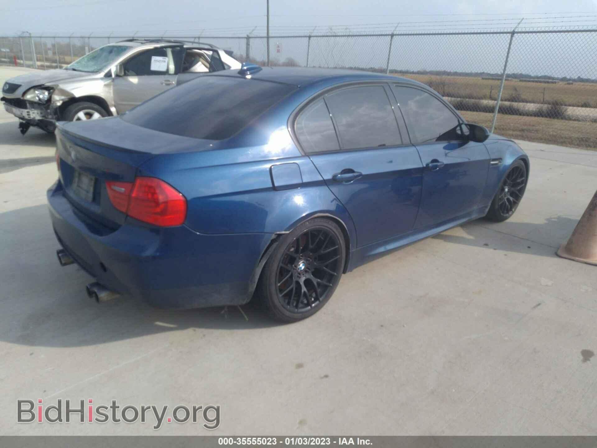 2011 BMW M3 - VIN: WBSPM9C55BE203527 - Фото 4