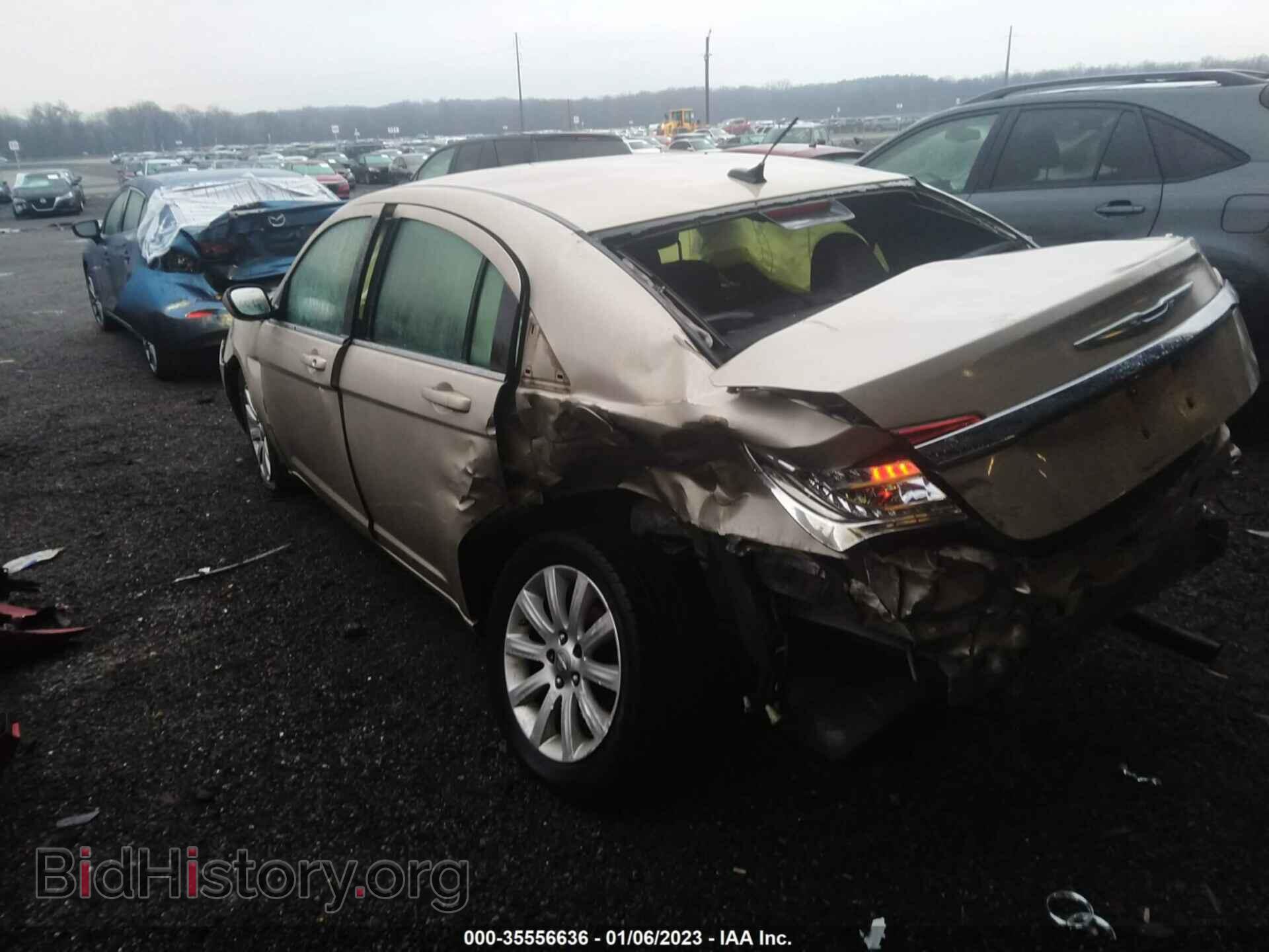 2013 CHRYSLER 200 - VIN: 1C3CCBBB0DN579812 - Фото 3