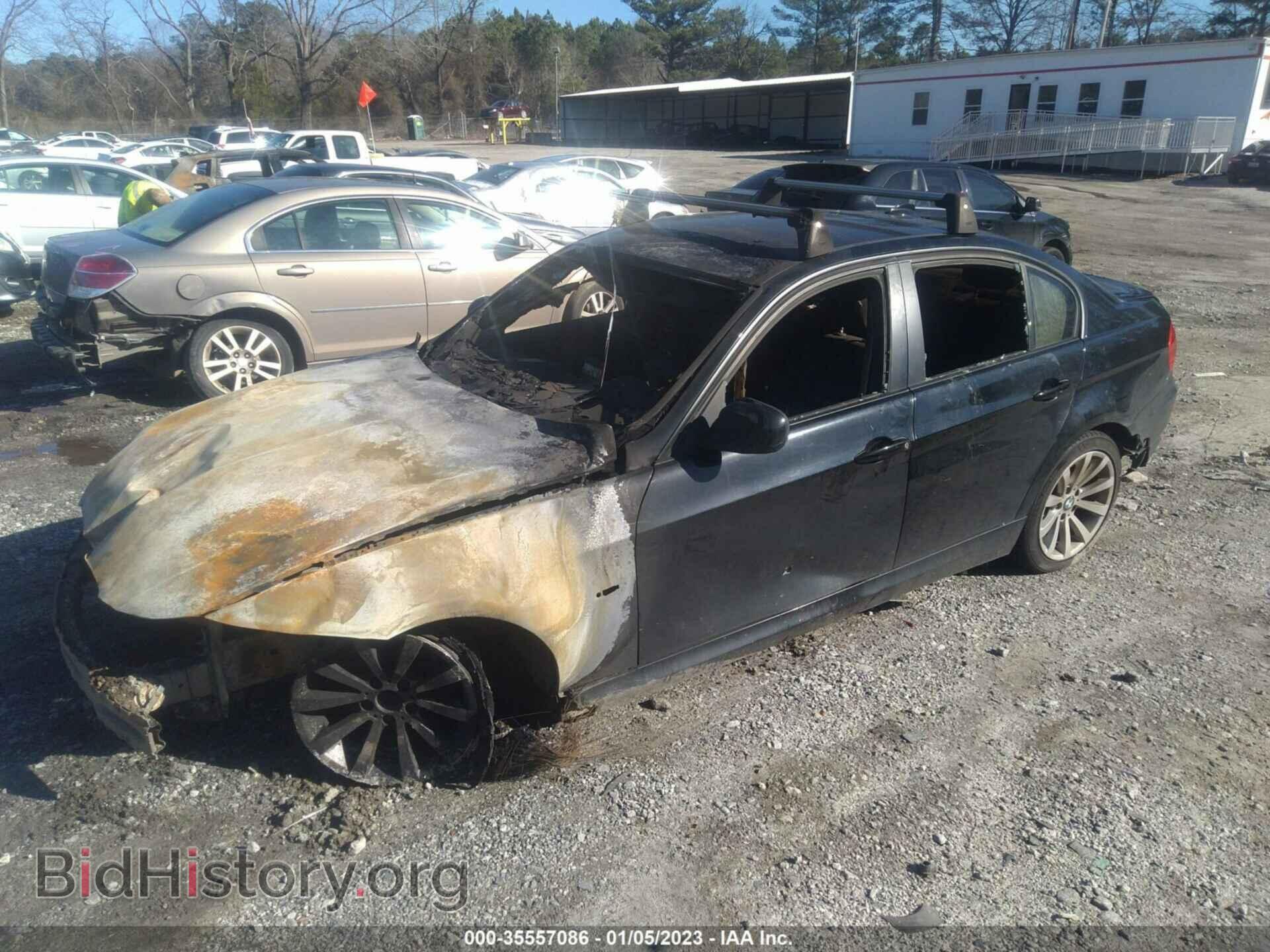 2011 BMW 3 SERIES - VIN: WBAPH7C54BE676056 - Фото 2