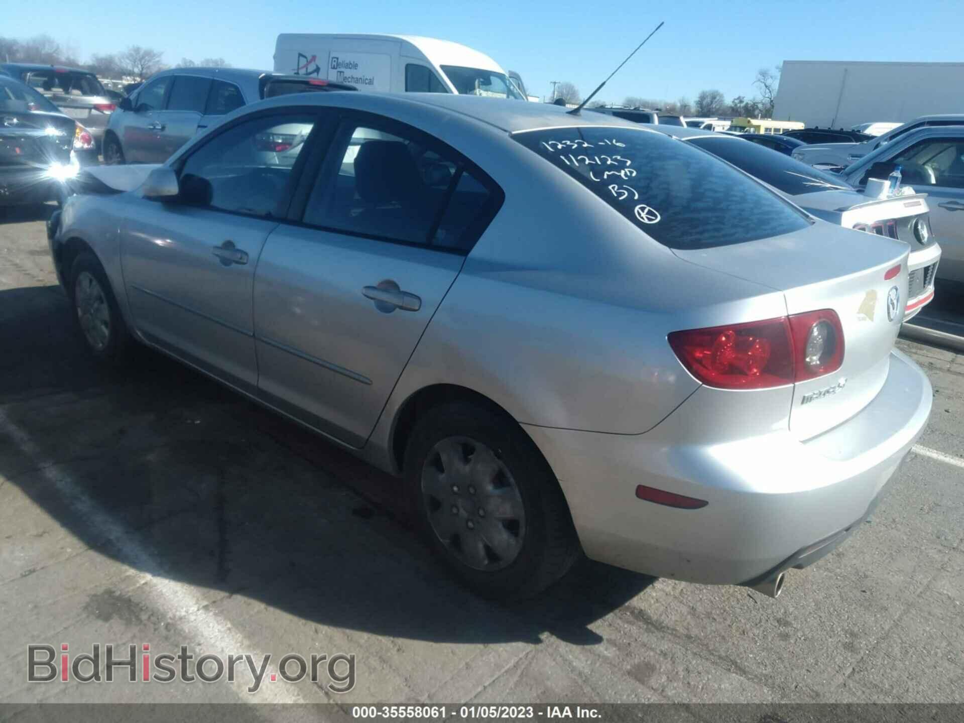 2006 MAZDA MAZDA3 - VIN: JM1BK12F961438691 - Фото 3