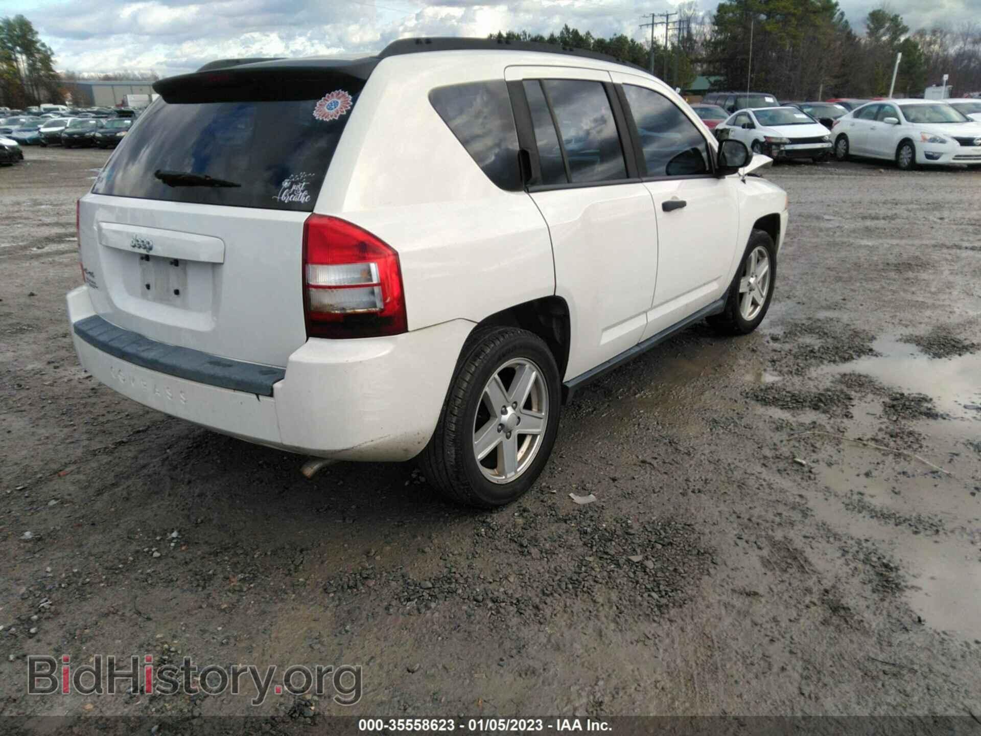 2007 JEEP COMPASS - VIN: 1J8FF47W17D355586 - Фото 4